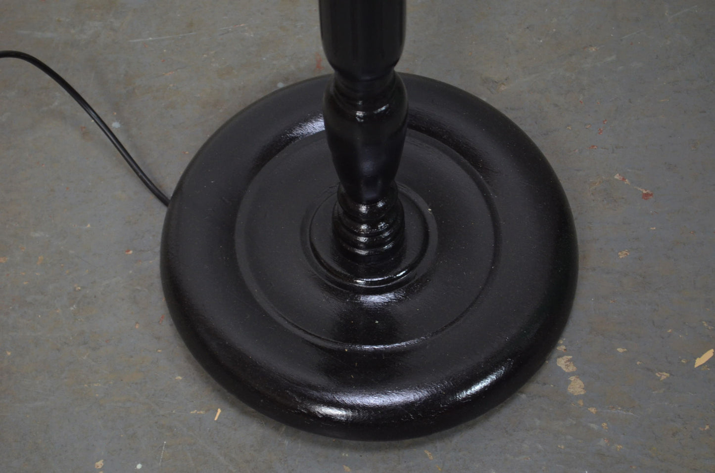 Vintage Ebonised Floor Lamp (J1)