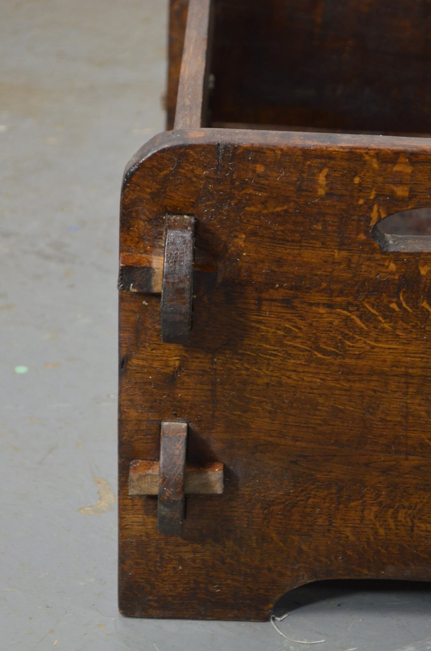 19th Century Victorian Oak Trough