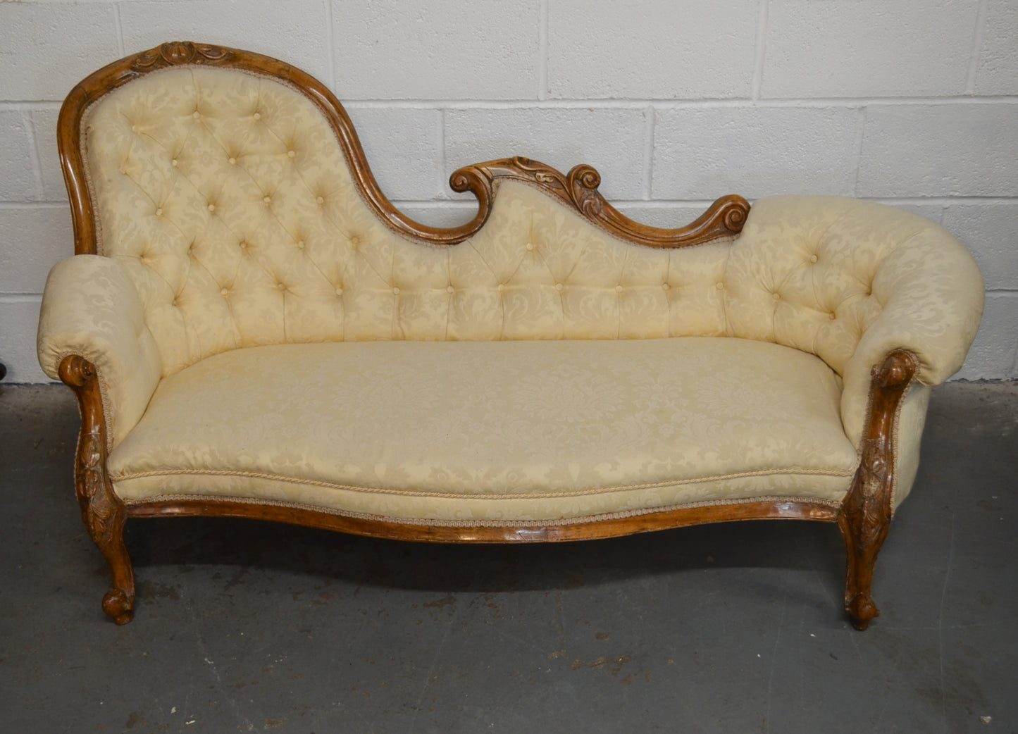 Victorian Walnut Chaise Longue - Cream Upholstery