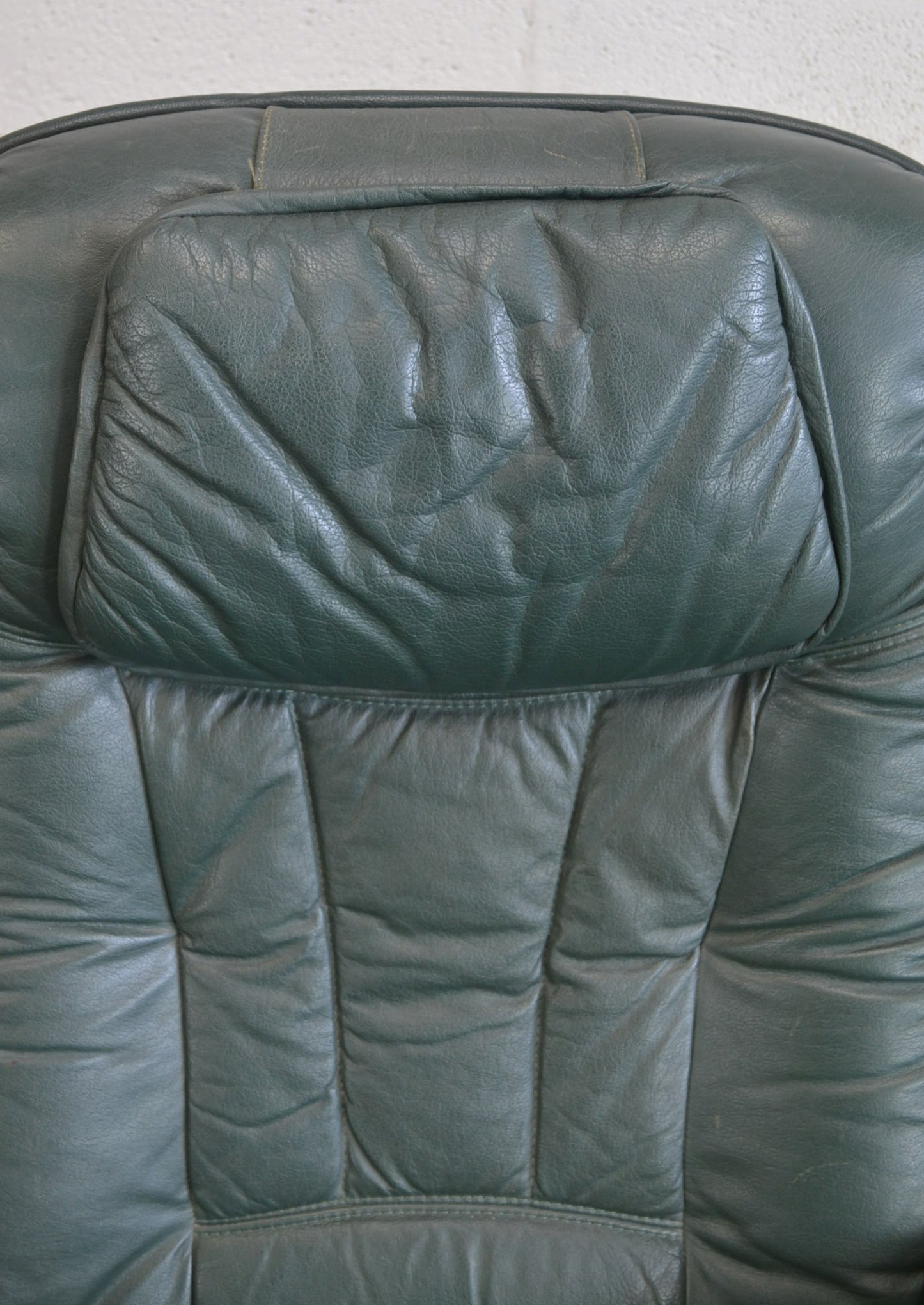 Retro 20th Century Leather Swivel Chair
