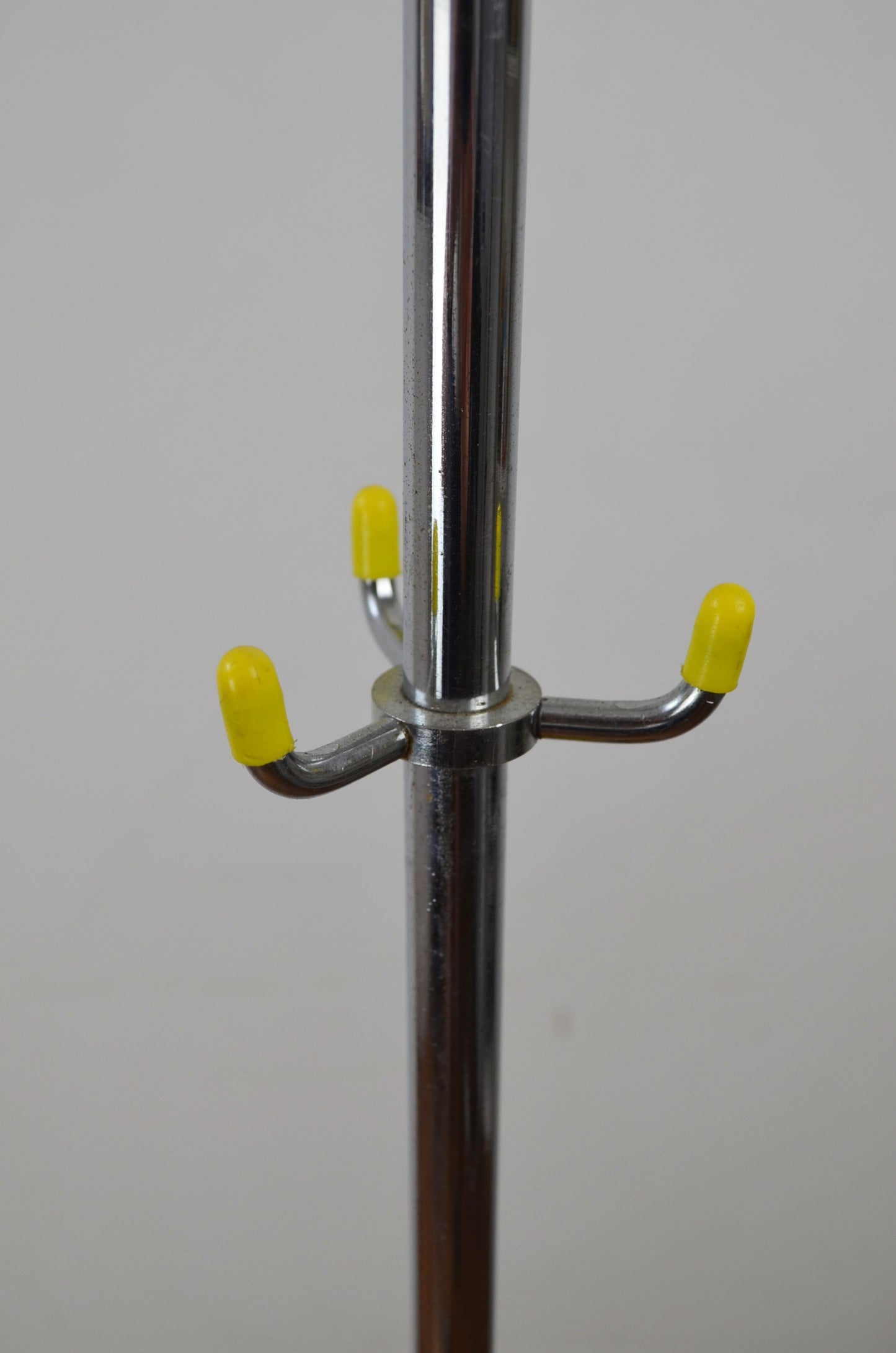 1960/70s Yellow Atomic Coat Stand