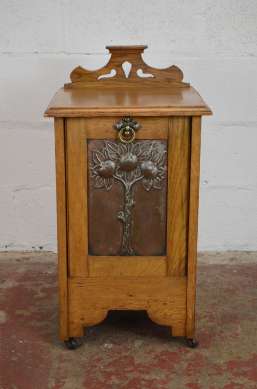 Arts & Crafts 20th Century Coal Box
