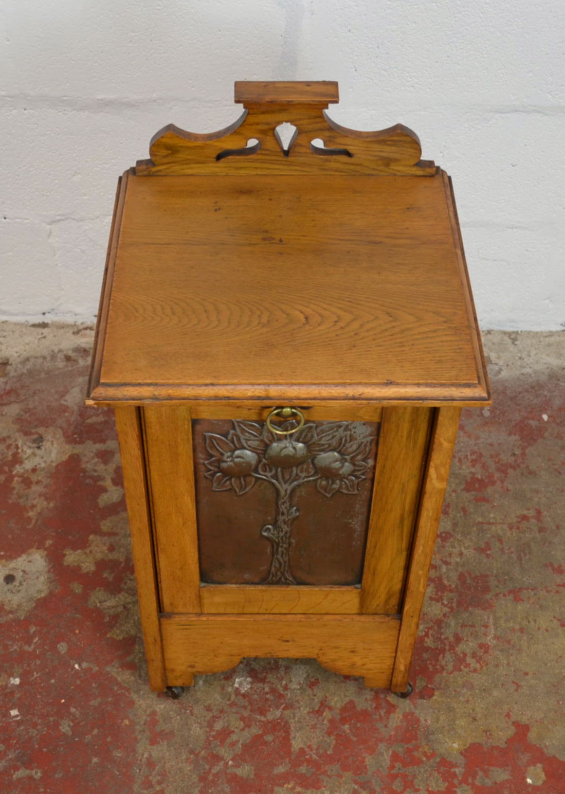 Arts & Crafts 20th Century Coal Box