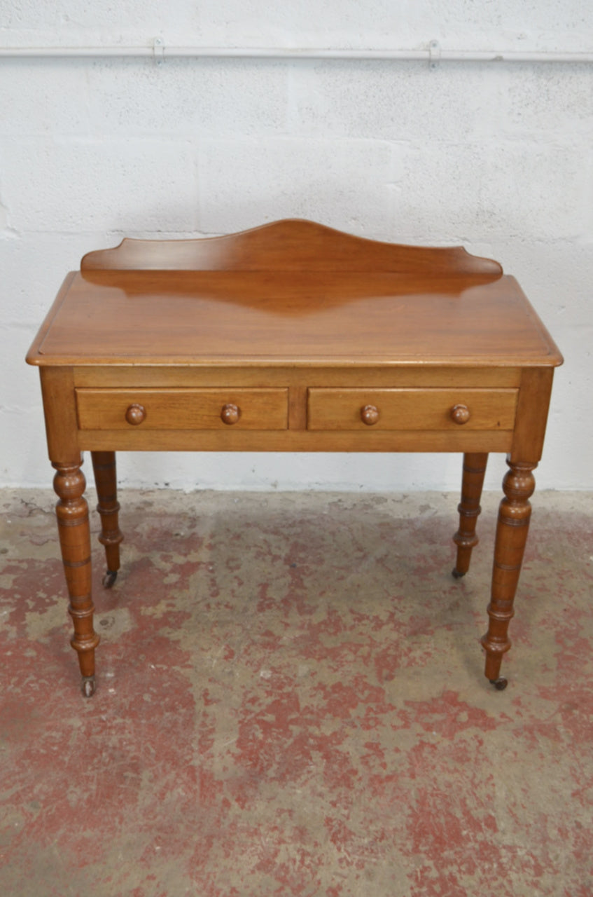 A Victorian Mahogany Writing Table/Desk