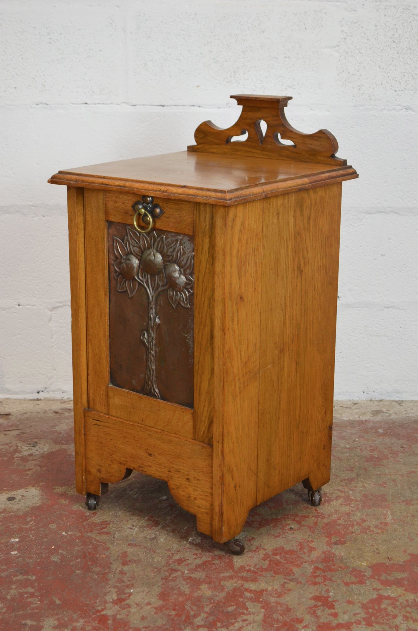 Arts & Crafts 20th Century Coal Box