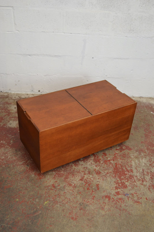 A Mid-Century Teak Record/Blanket/Record Storage Box