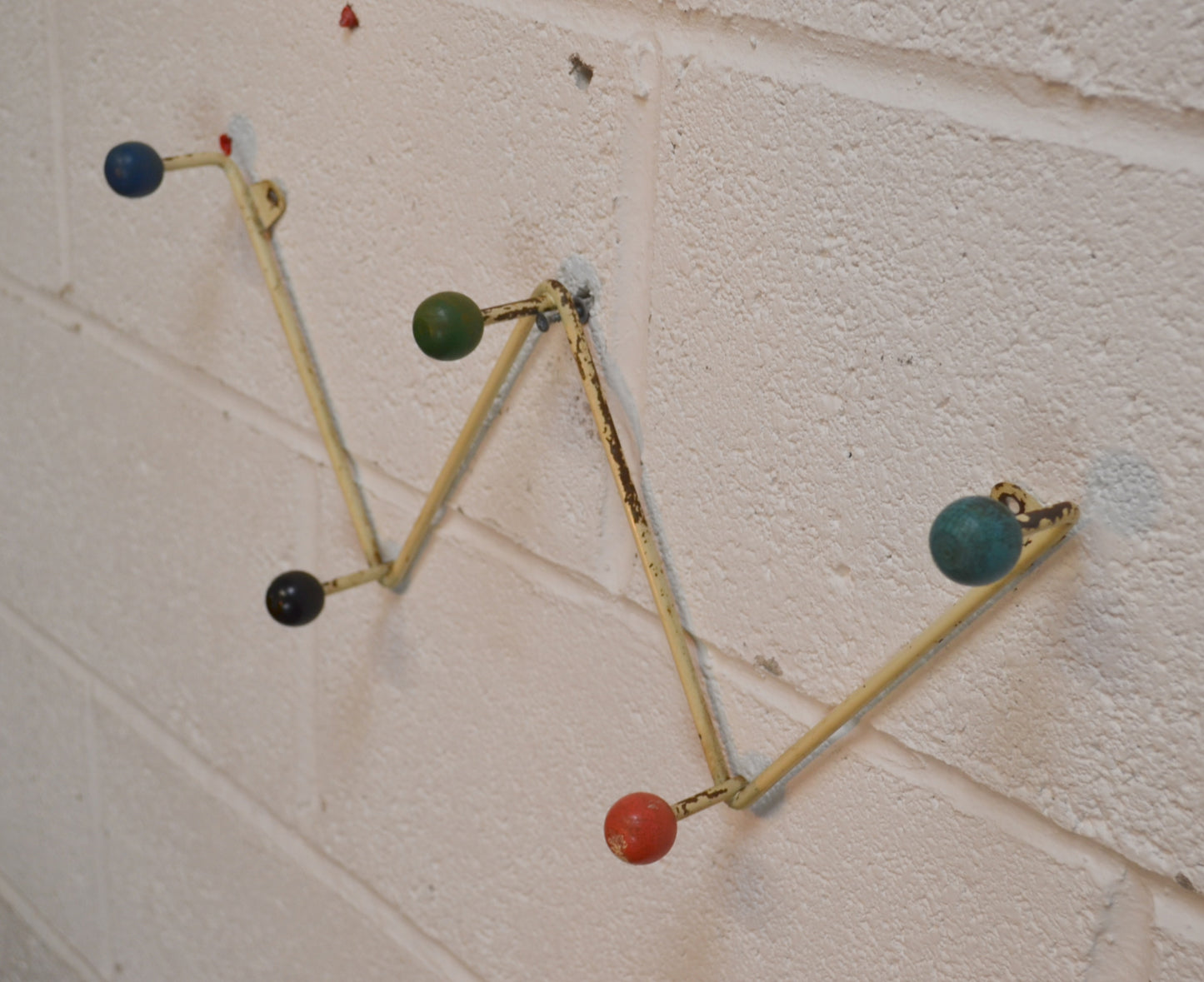 Original Atomic Coat Rack