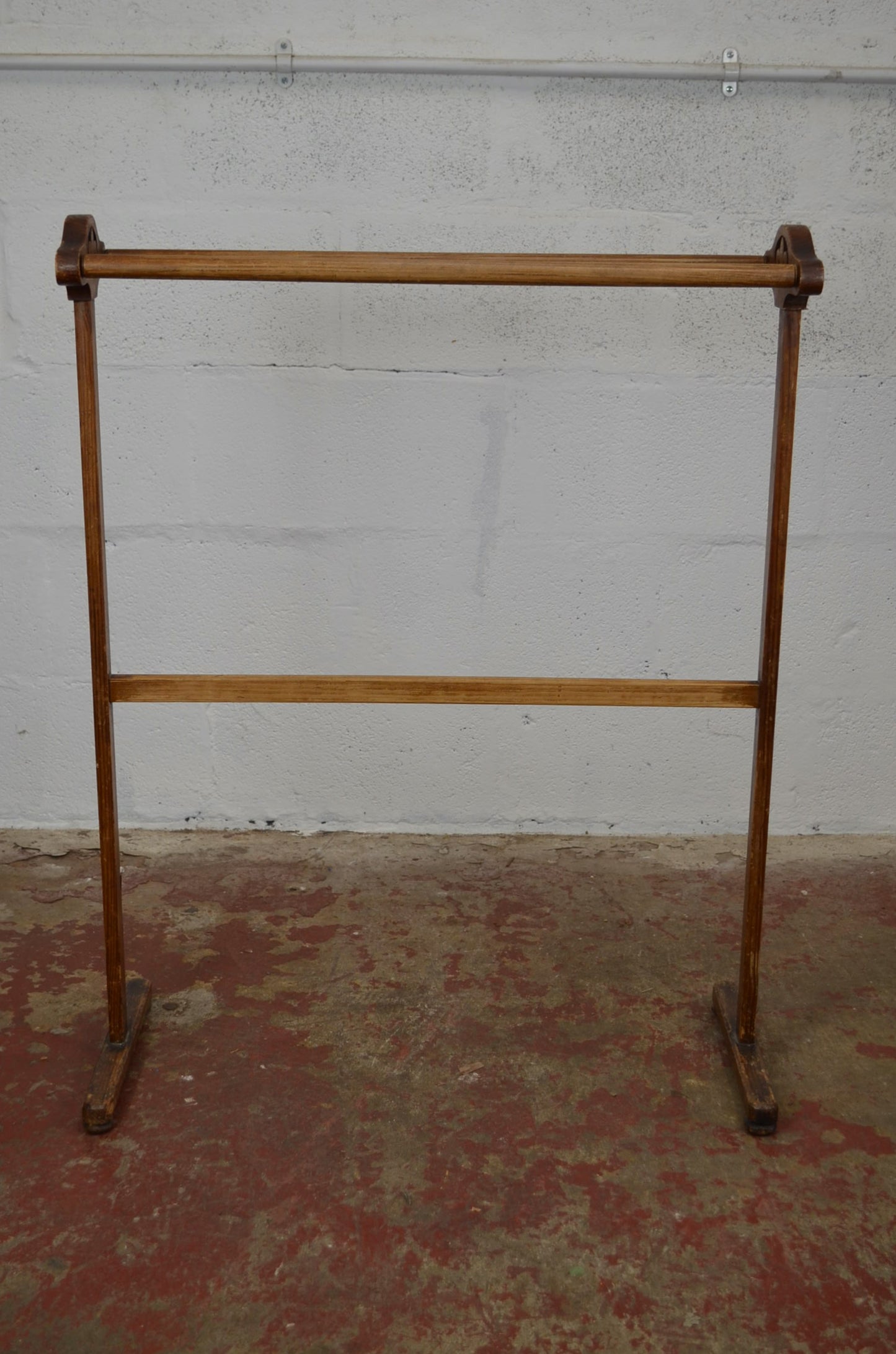 Arts & Crafts Towel / Clothes Rail - Three Supports