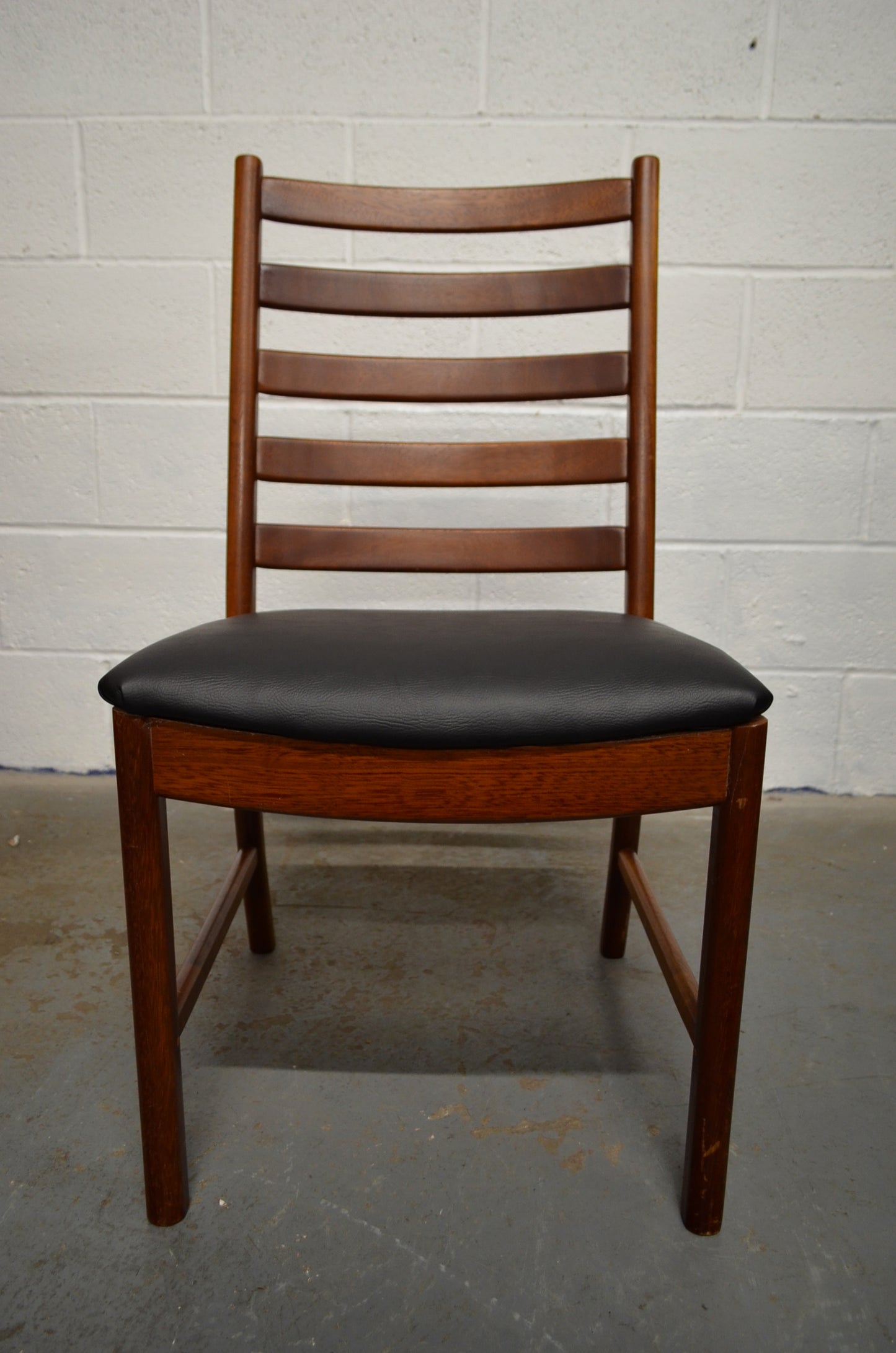 Set Of Six Vintage Dining Table Chairs
