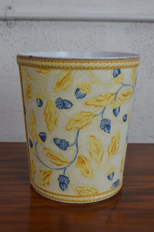 Retro Metal Waste Paper Bin