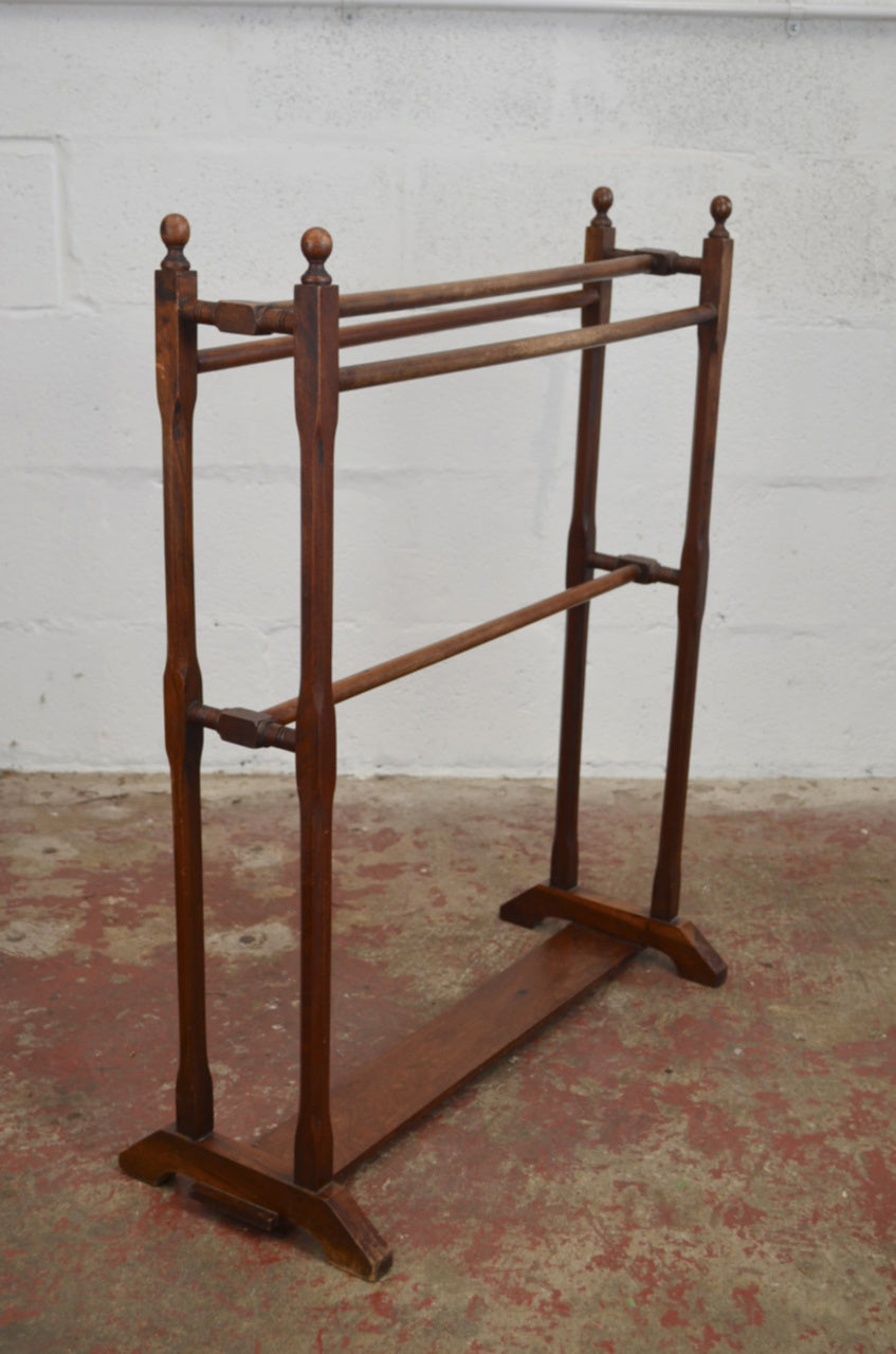 Edwardian Towel / Clothes Rail - Four Supports