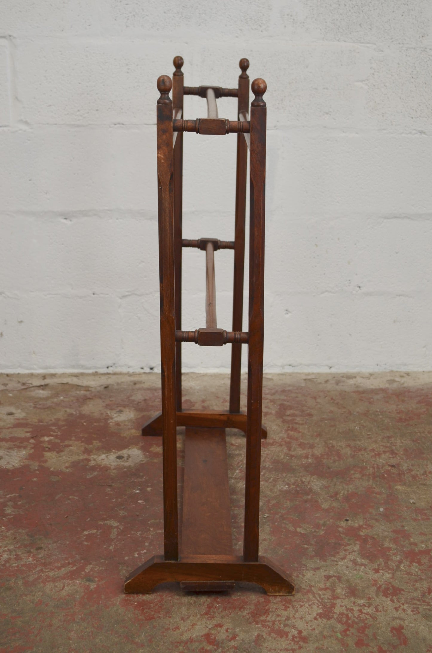 Edwardian Towel / Clothes Rail - Four Supports