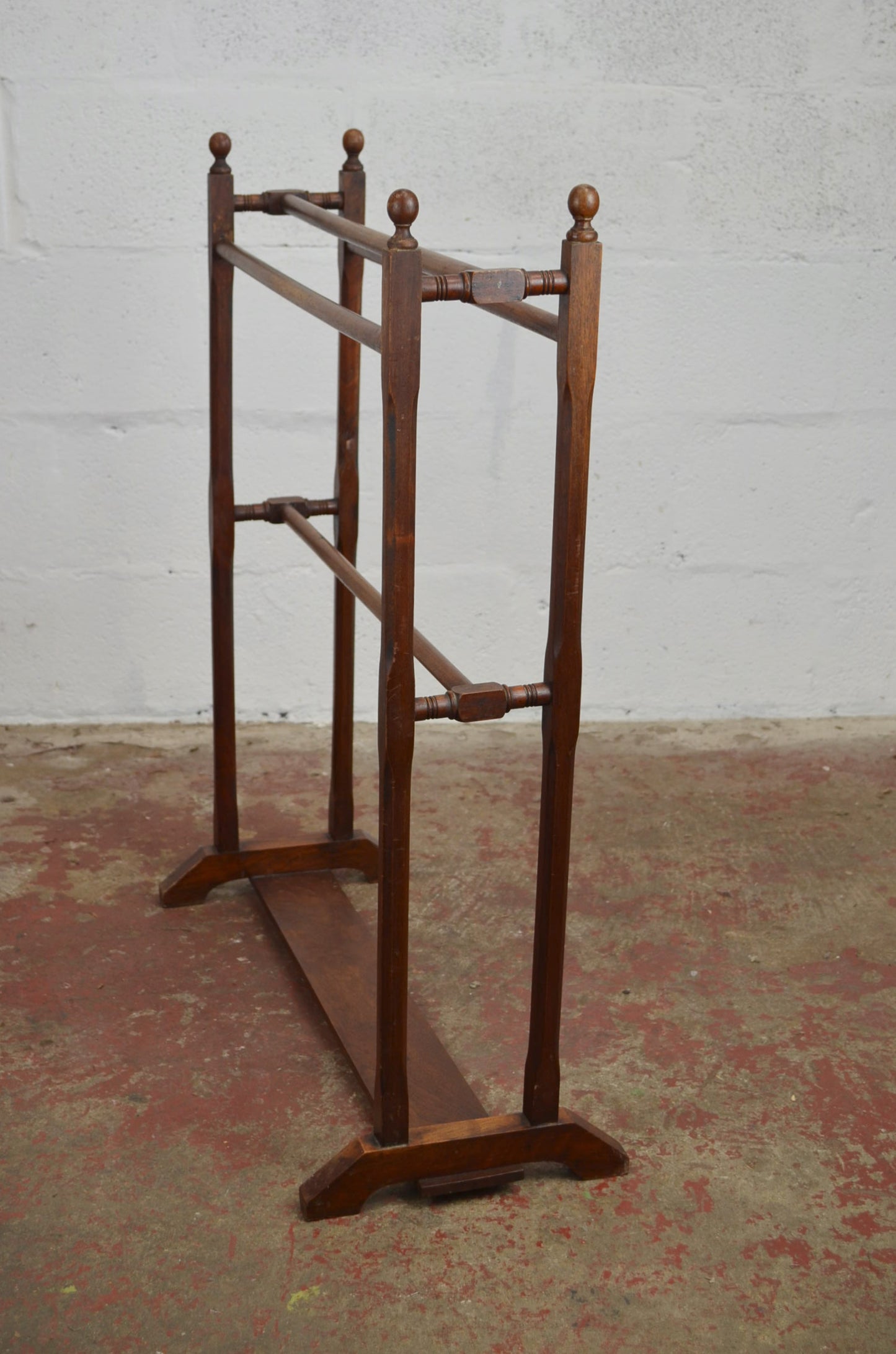 Edwardian Towel / Clothes Rail - Four Supports