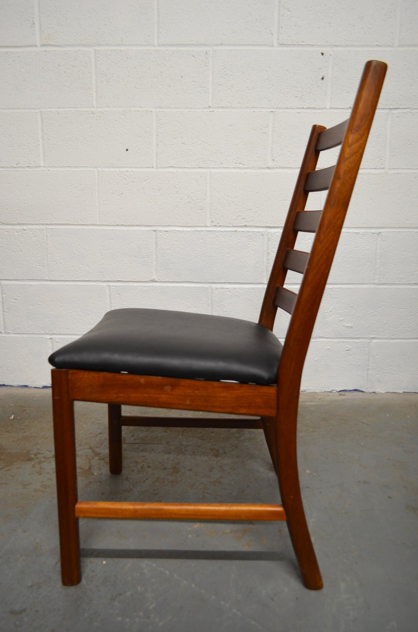 Set Of Six Vintage Dining Table Chairs