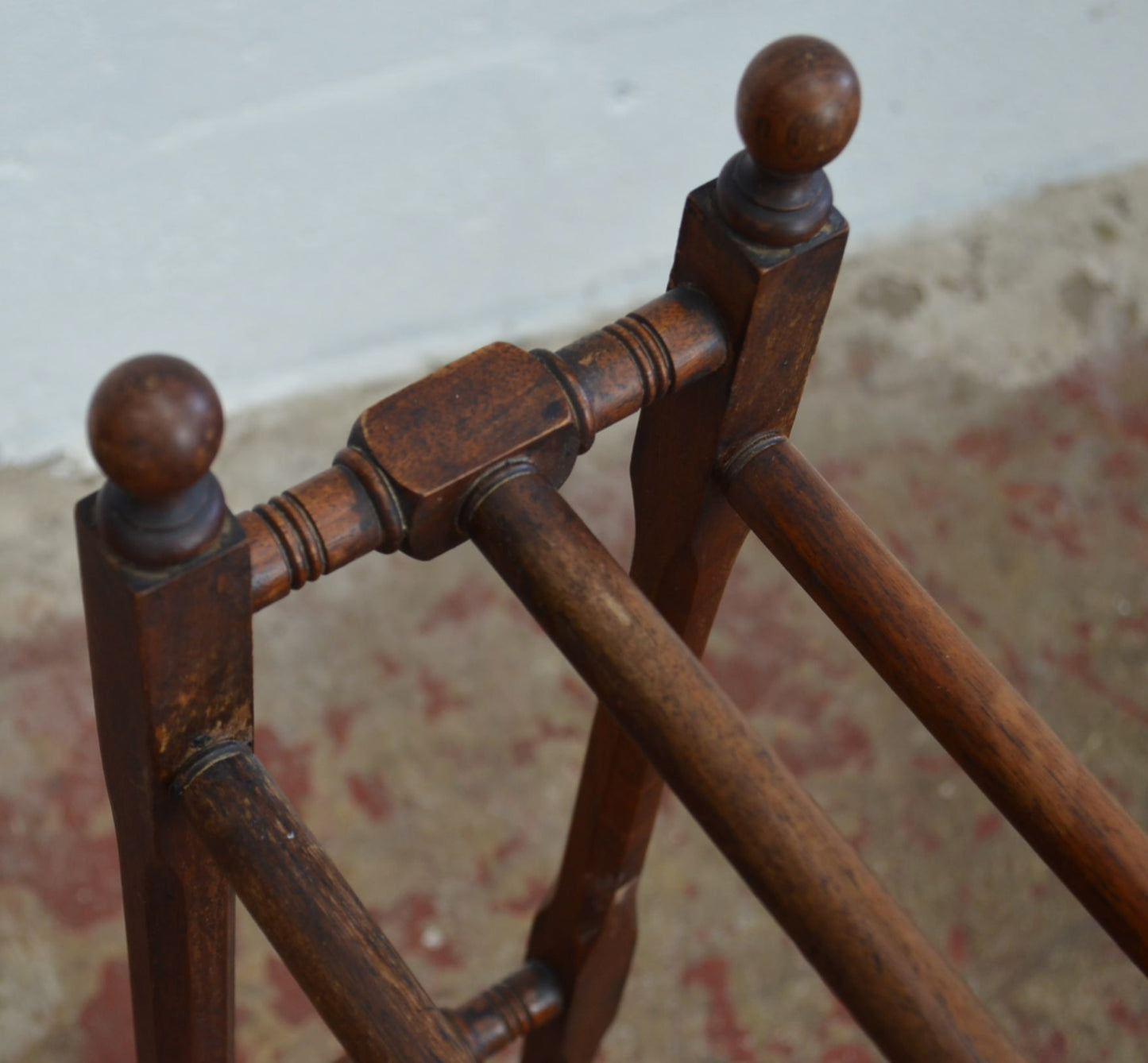 Edwardian Towel / Clothes Rail - Four Supports