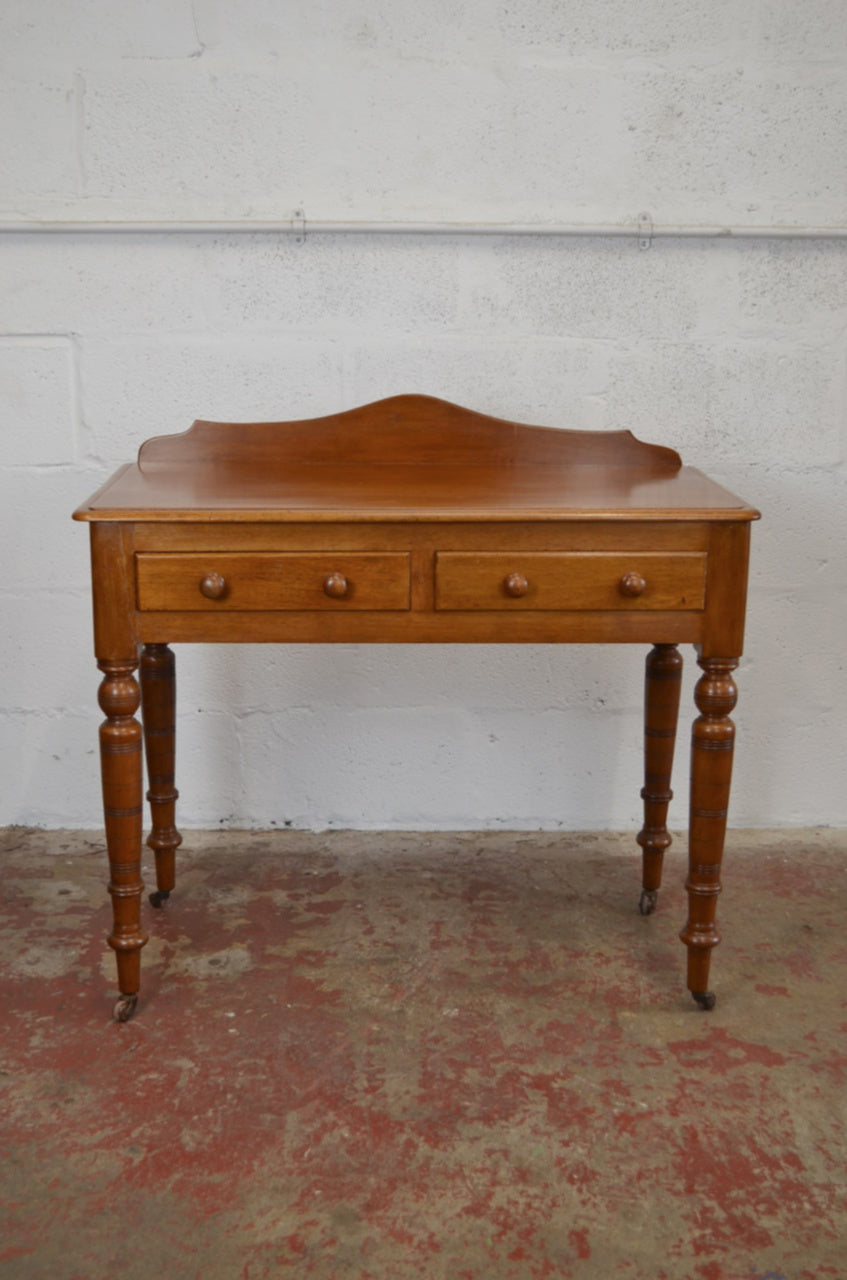 A Victorian Mahogany Writing Table/Desk