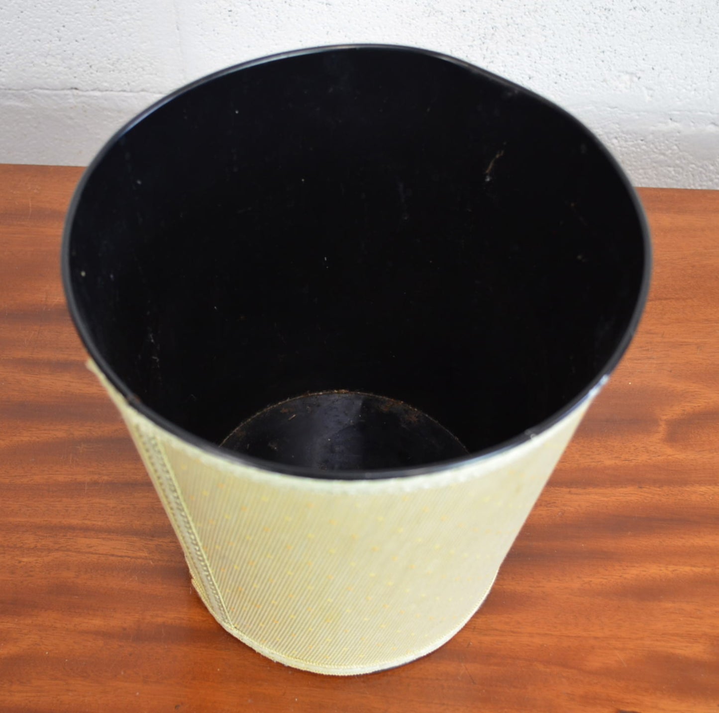 Retro Metal Waste Paper Bin