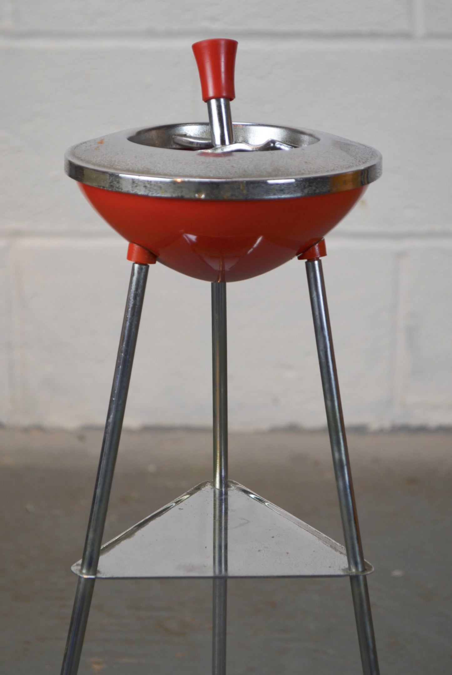 Vintage Atomic Cigarette Ashtray