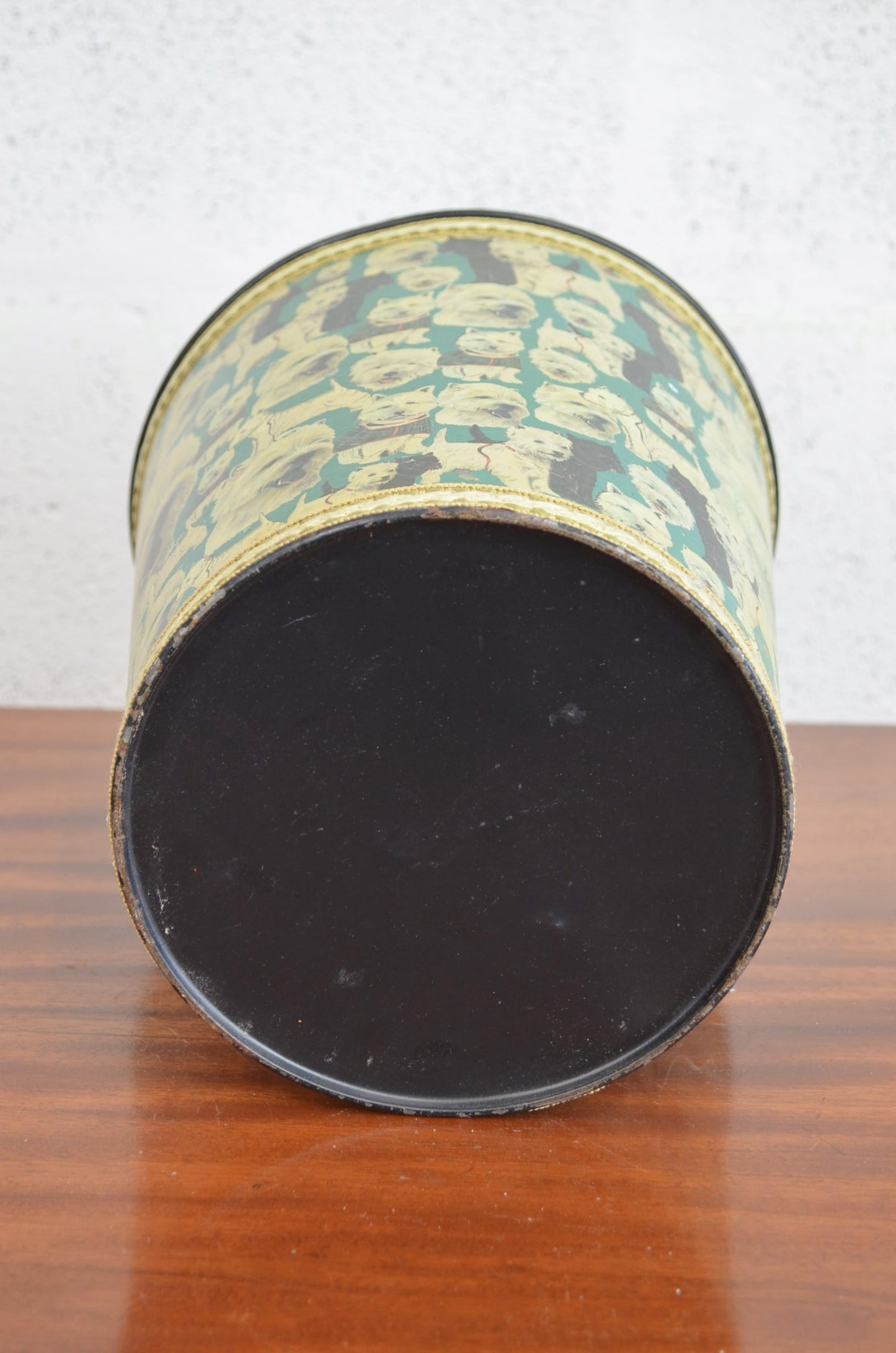 Retro Metal Waste Paper Bin