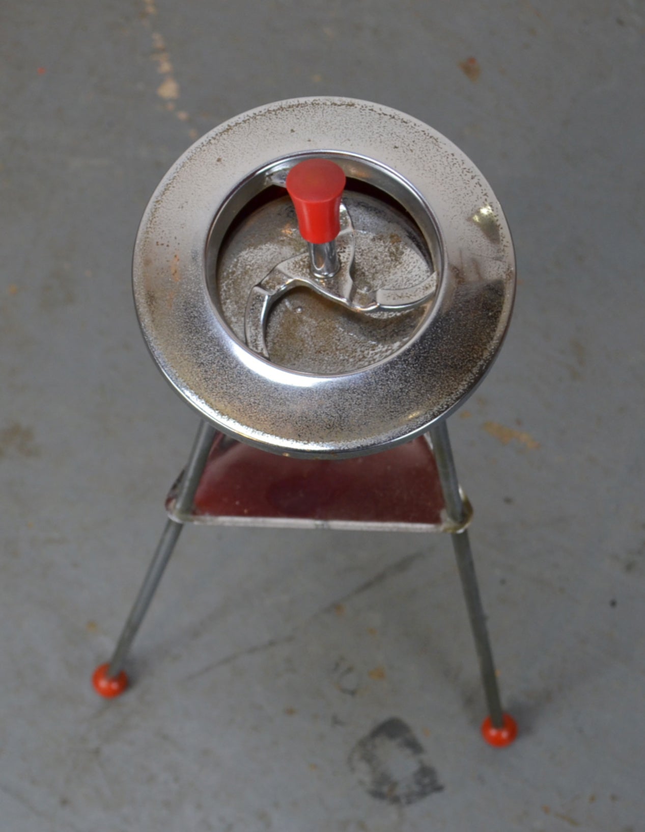 Vintage Atomic Cigarette Ashtray