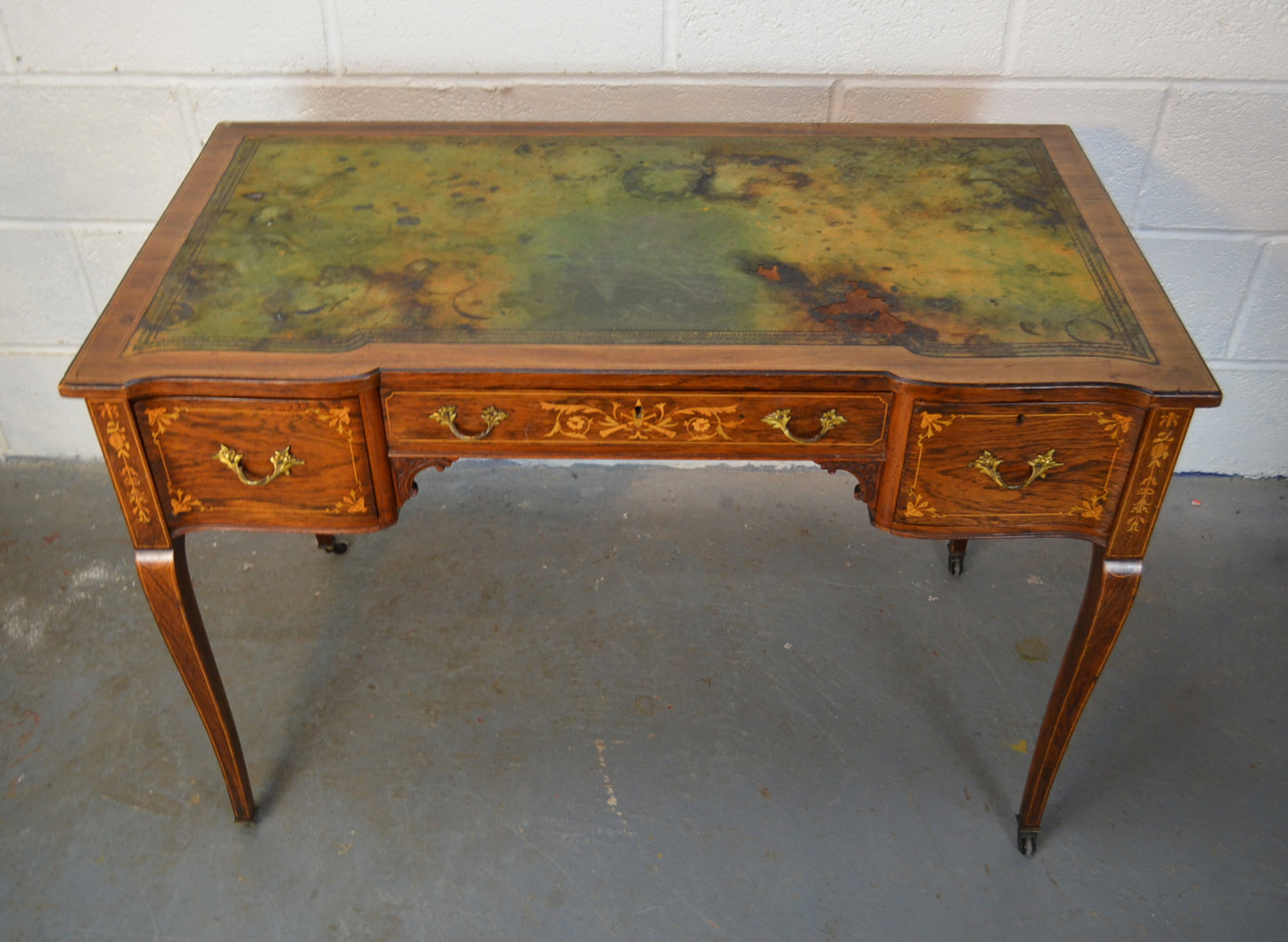 A 19th Century Ladies Writing Table