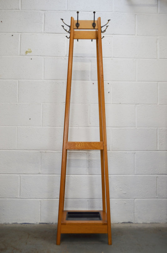 vintageindustrialsquarecoatstand