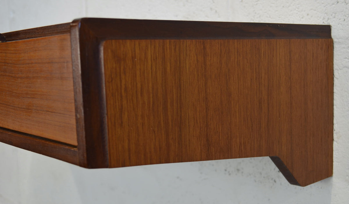 A Vintage Beaver & Tapley Floating Drawer/Desk