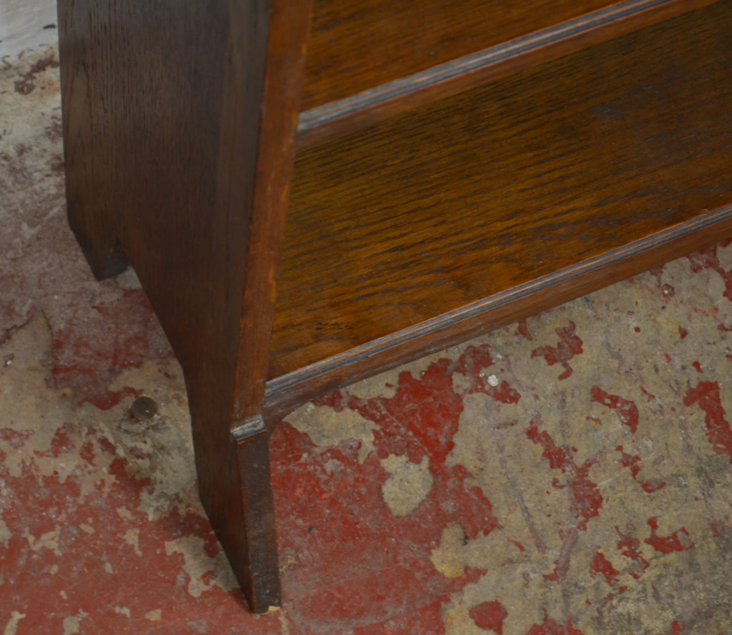 Arts & Crafts 20th Century Oak Bureau