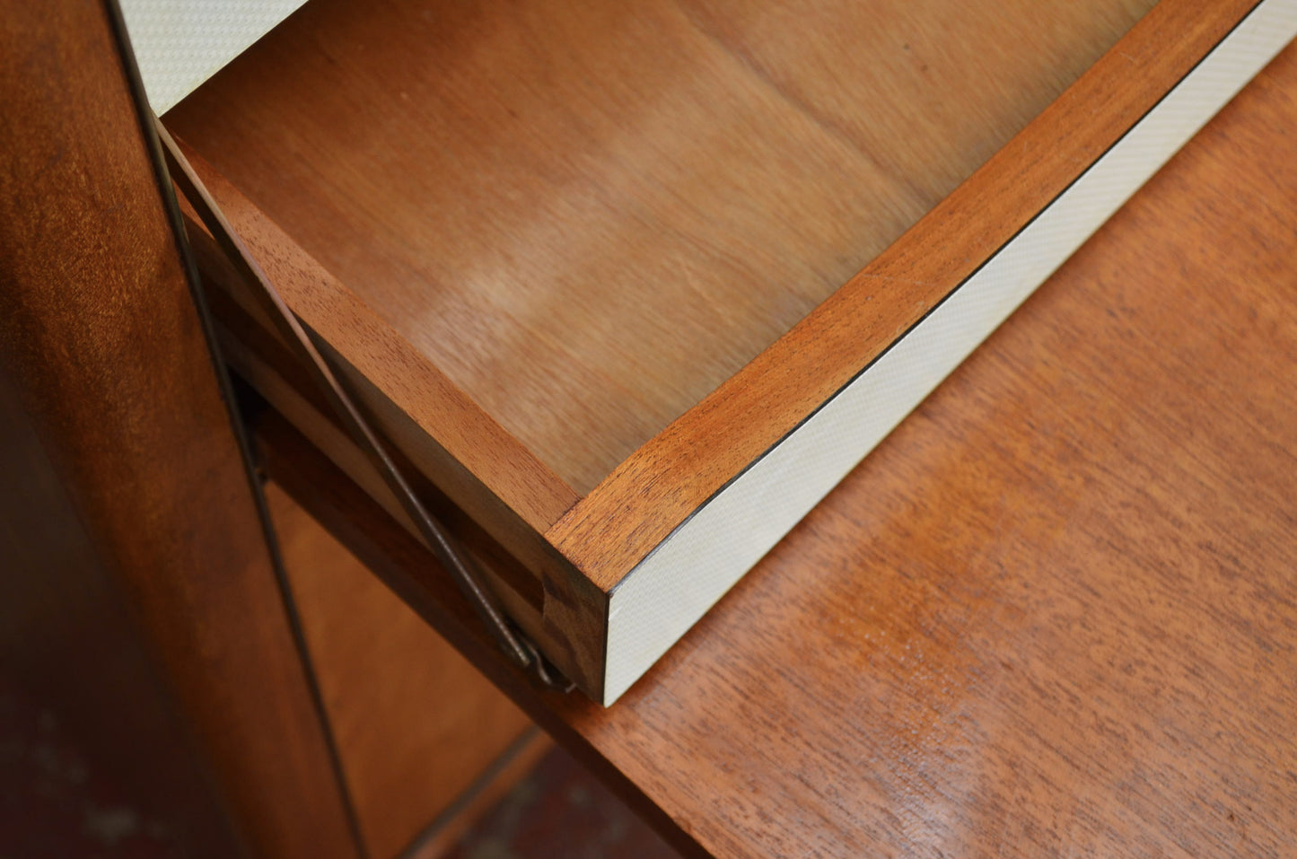 Greaves & Thomas Furniture - Mid Century Writing Desk / Drinks Cocktail Bar (Set Of Sex Education)