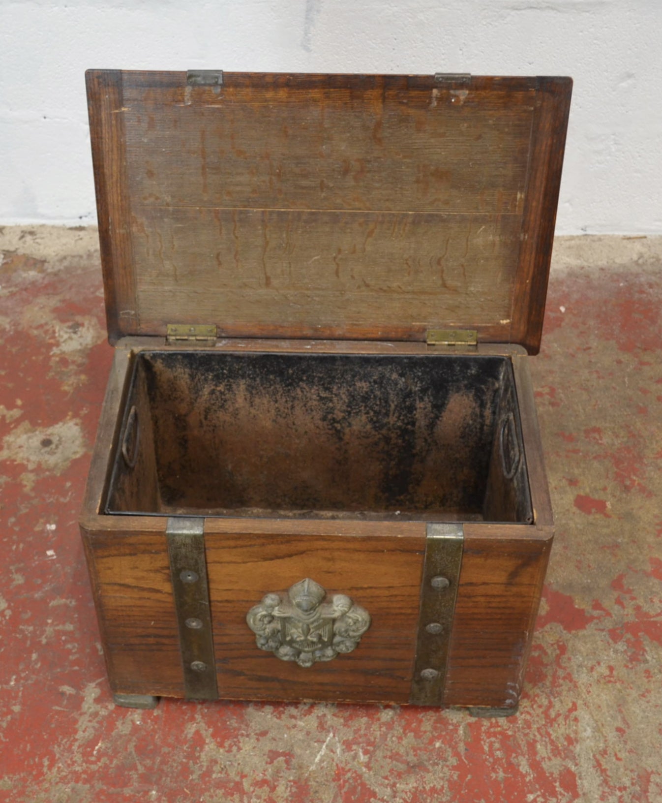 A Late 19th Century Oak Small Proportioned Chest Coffer.