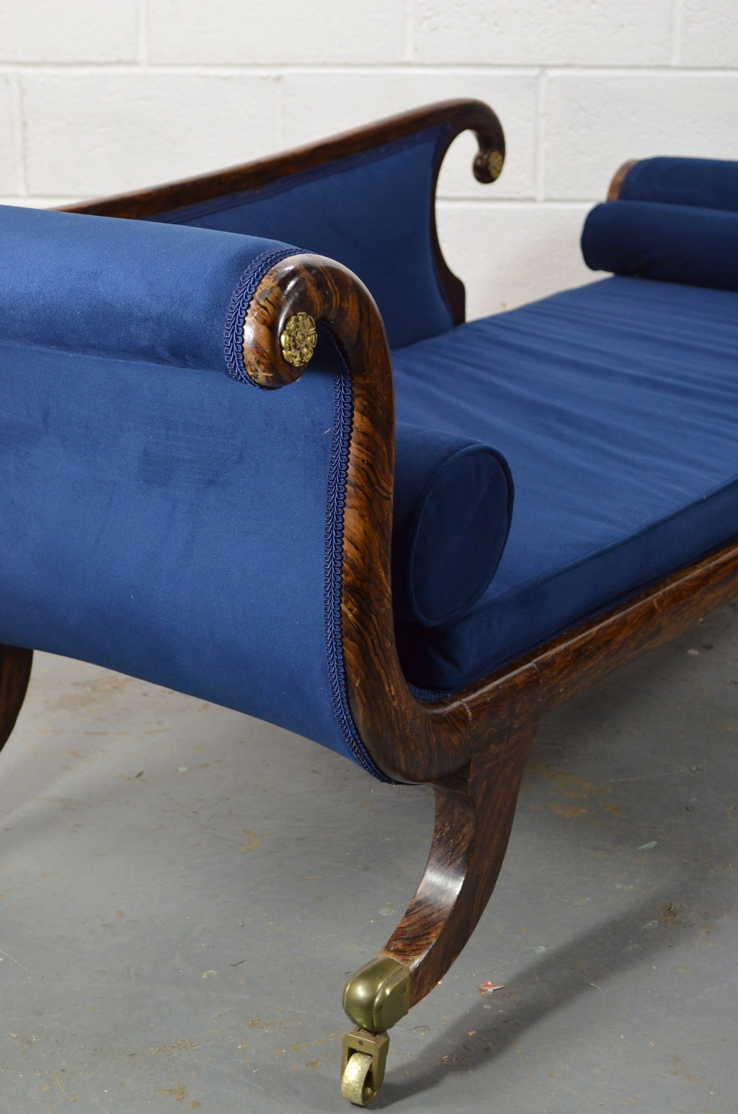 Regency Chaise Lounge