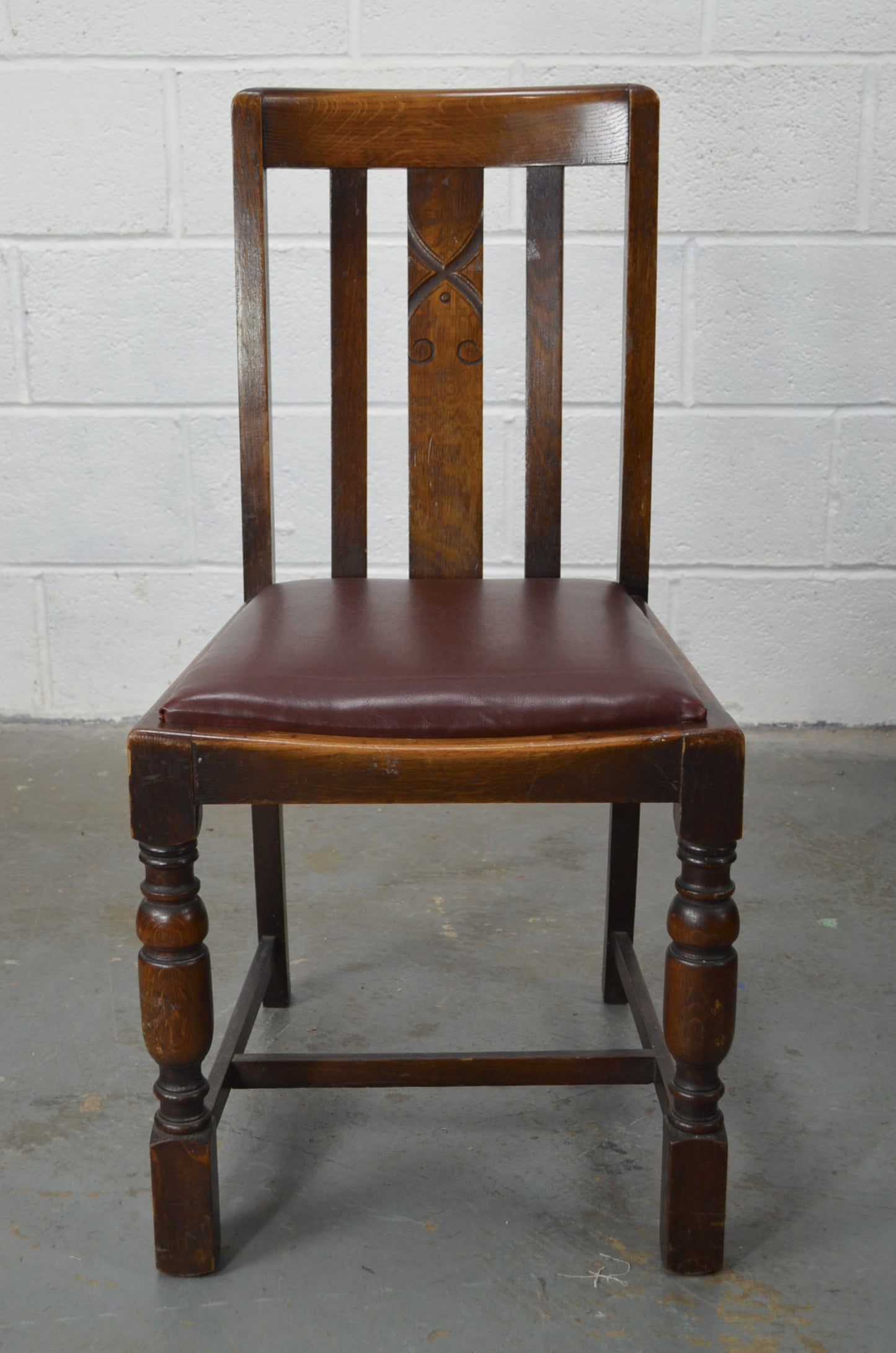 A Set Of Four Vintage Arts & Crafts Style Dining Chairs (SAVE)
