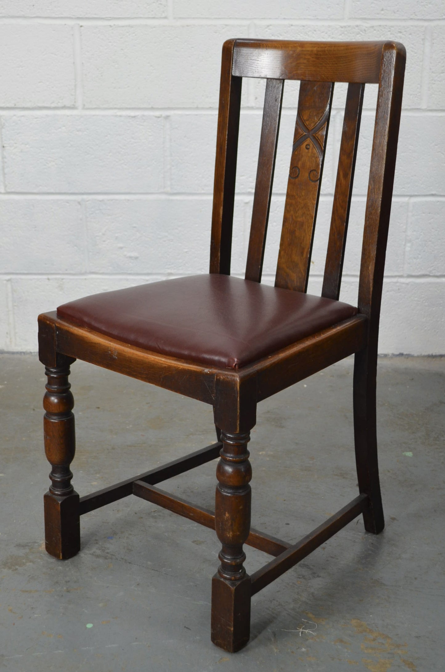 A Set Of Four Vintage Arts & Crafts Style Dining Chairs (SAVE)