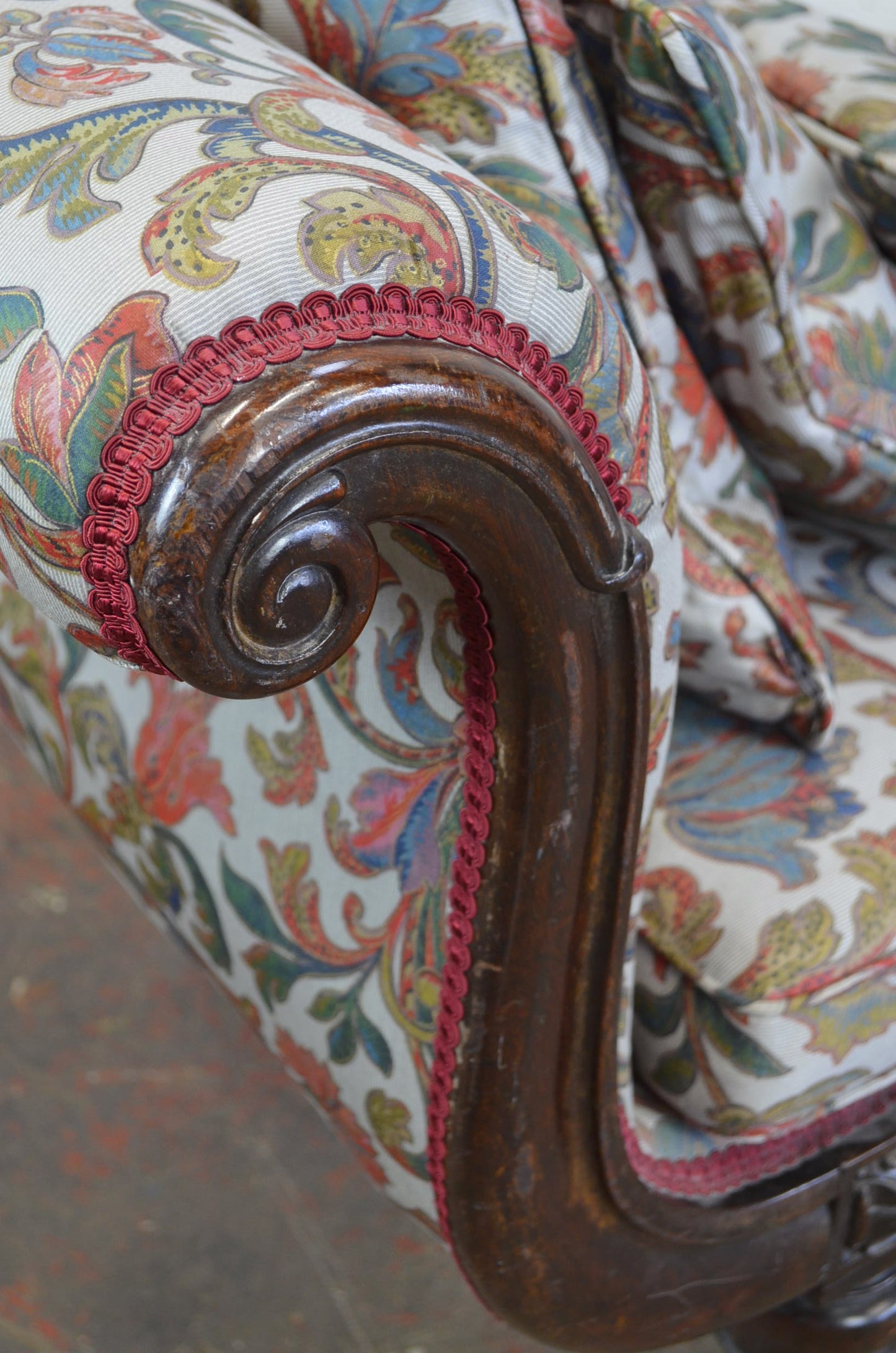 A Victorian Mahogany Chaise Longue