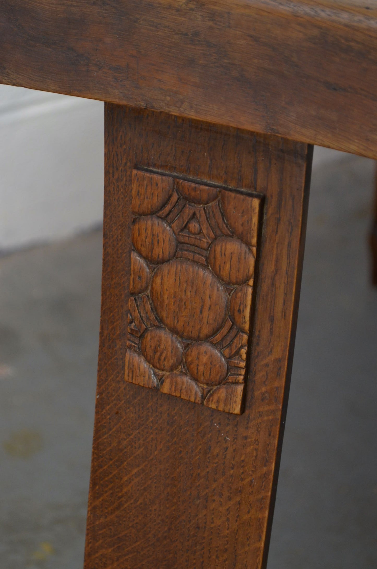 A Set Of Four Vintage Arts & Crafts Style Dining Chairs (SAVE)
