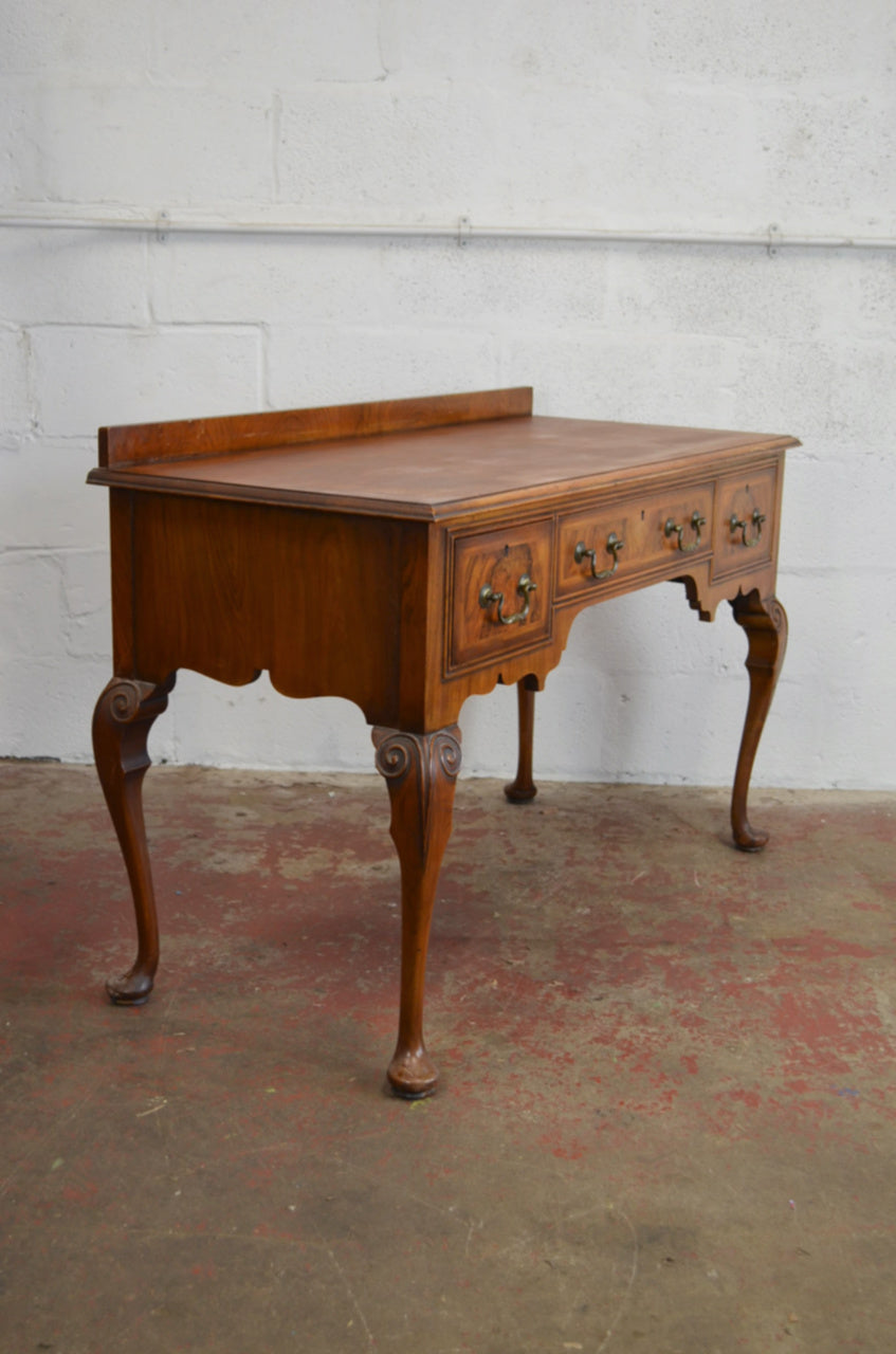 Waring & Gillow - A Queen Anne Revival Walnut Writing Table Desk
