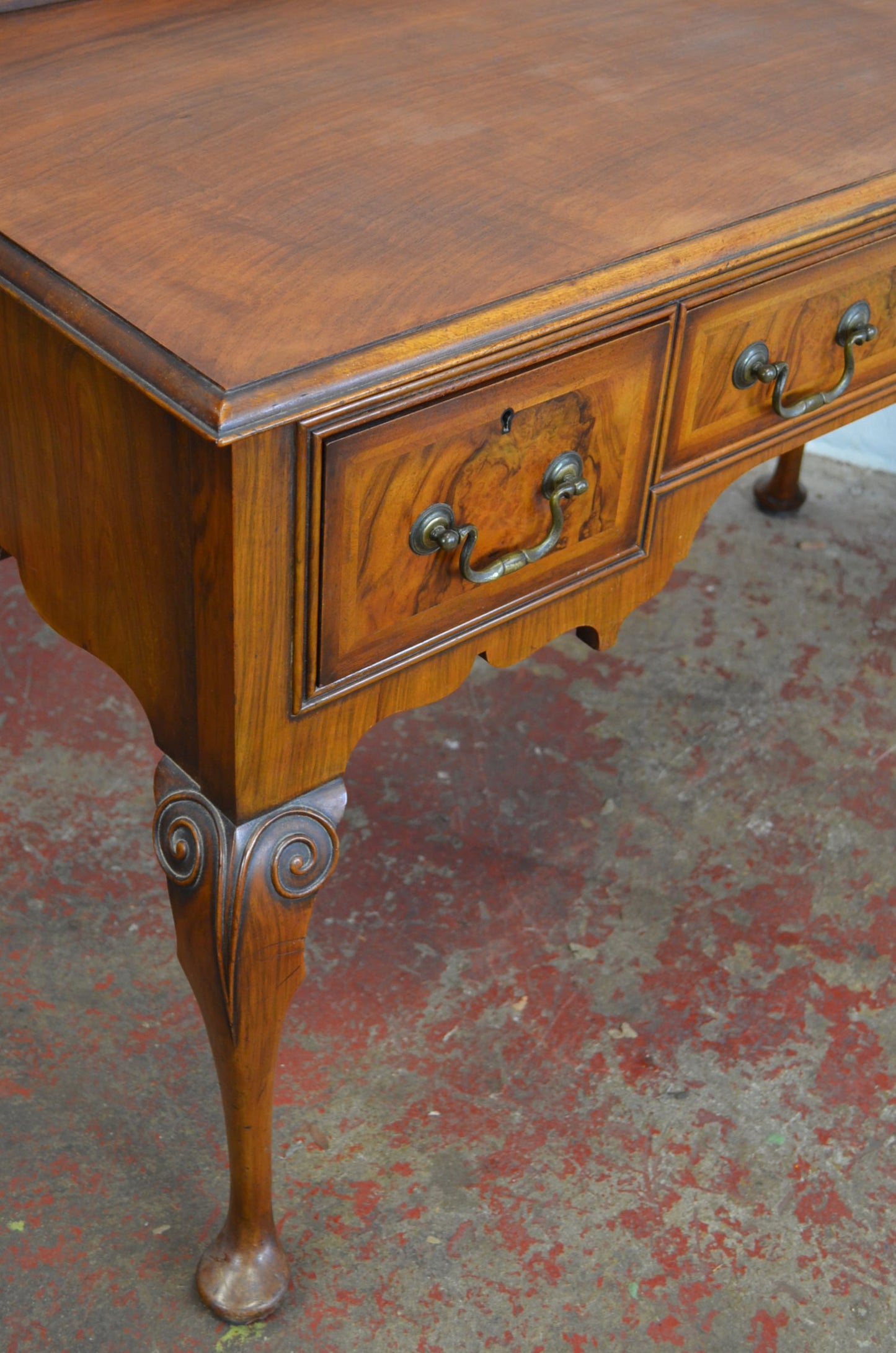 Waring & Gillow - A Queen Anne Revival Walnut Writing Table Desk