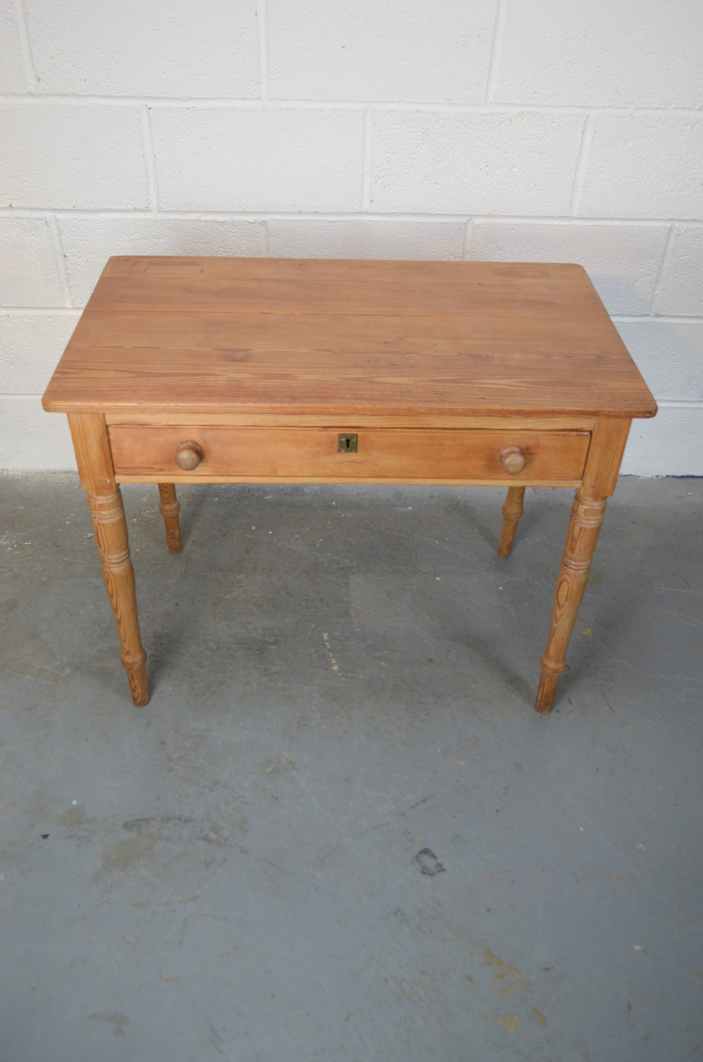 A Victorian Pine Table/Desk