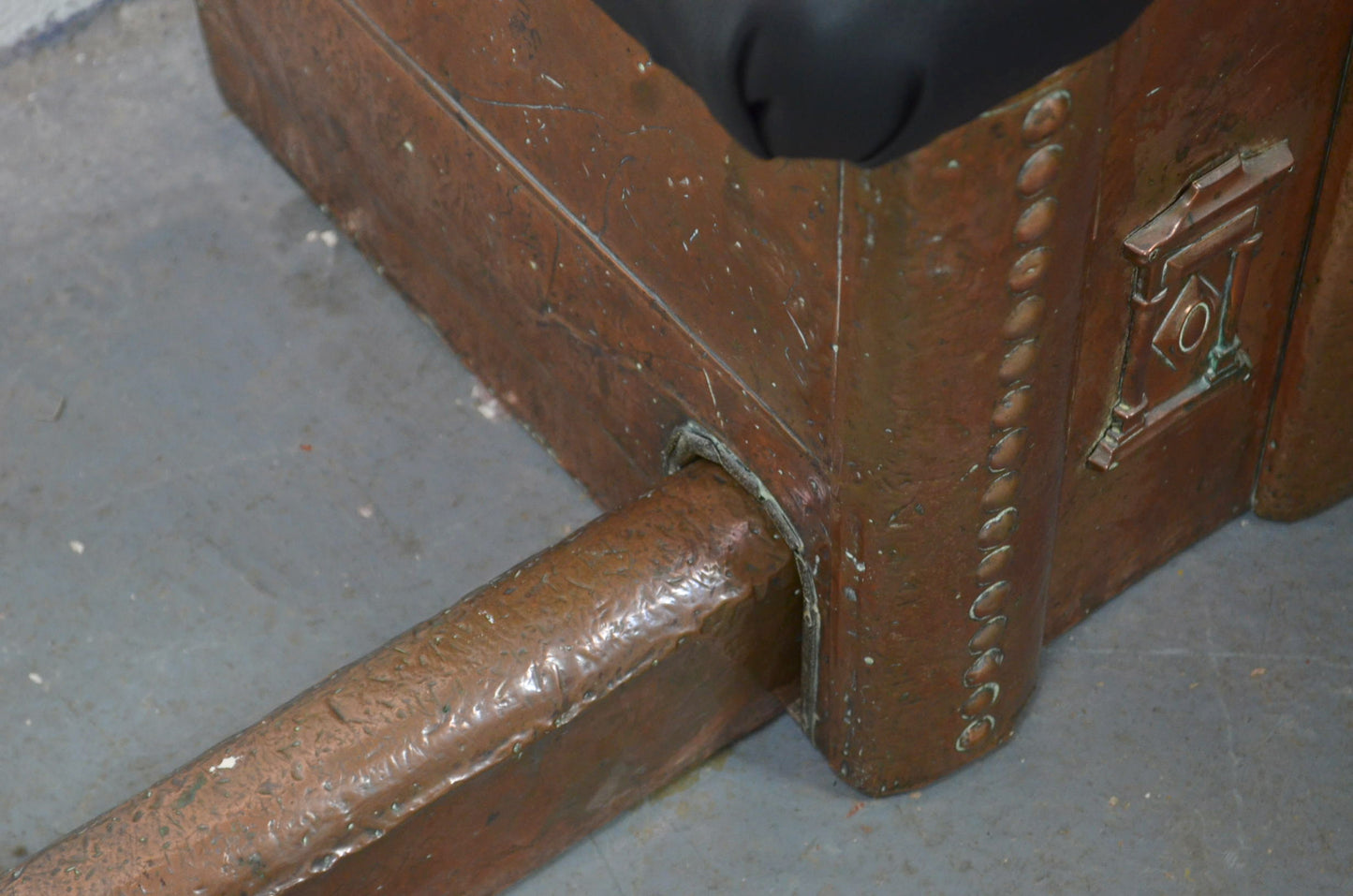 An Arts & Crafts Copper Club Fender With Georgian Footman