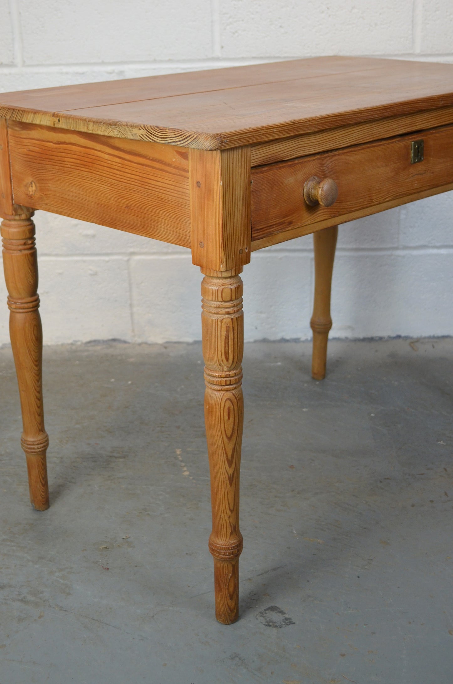 A Victorian Pine Table/Desk