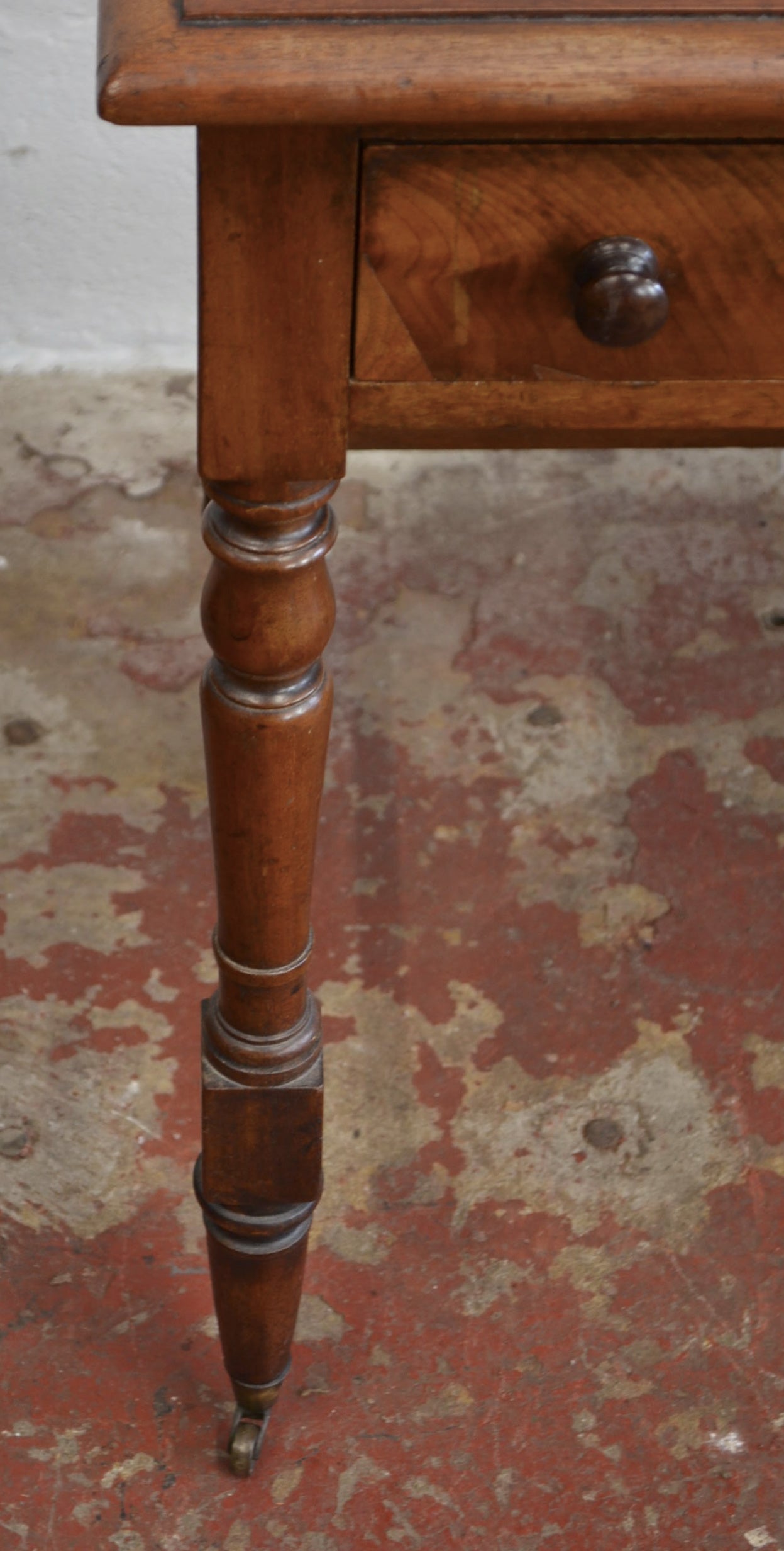 A Victorian Mahogany Writing Table/Desk