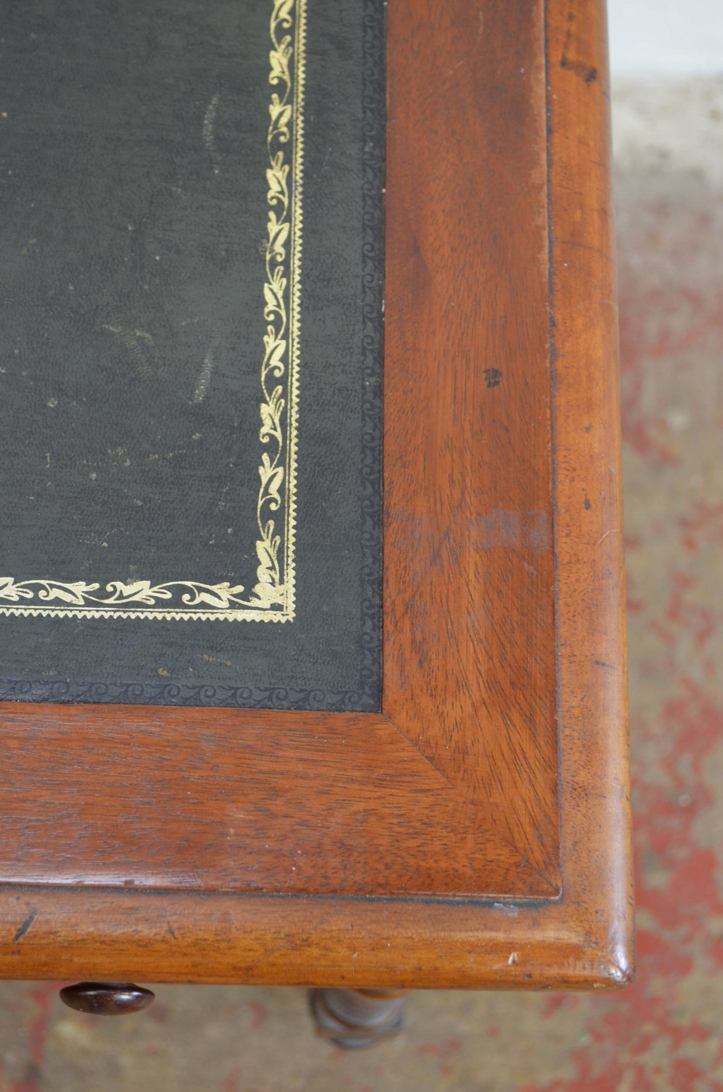 A Victorian Mahogany Writing Table/Desk