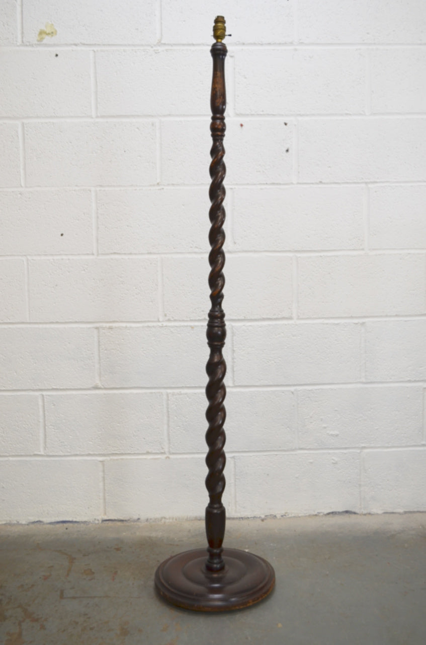 Vintage Floor Lamp (m6)