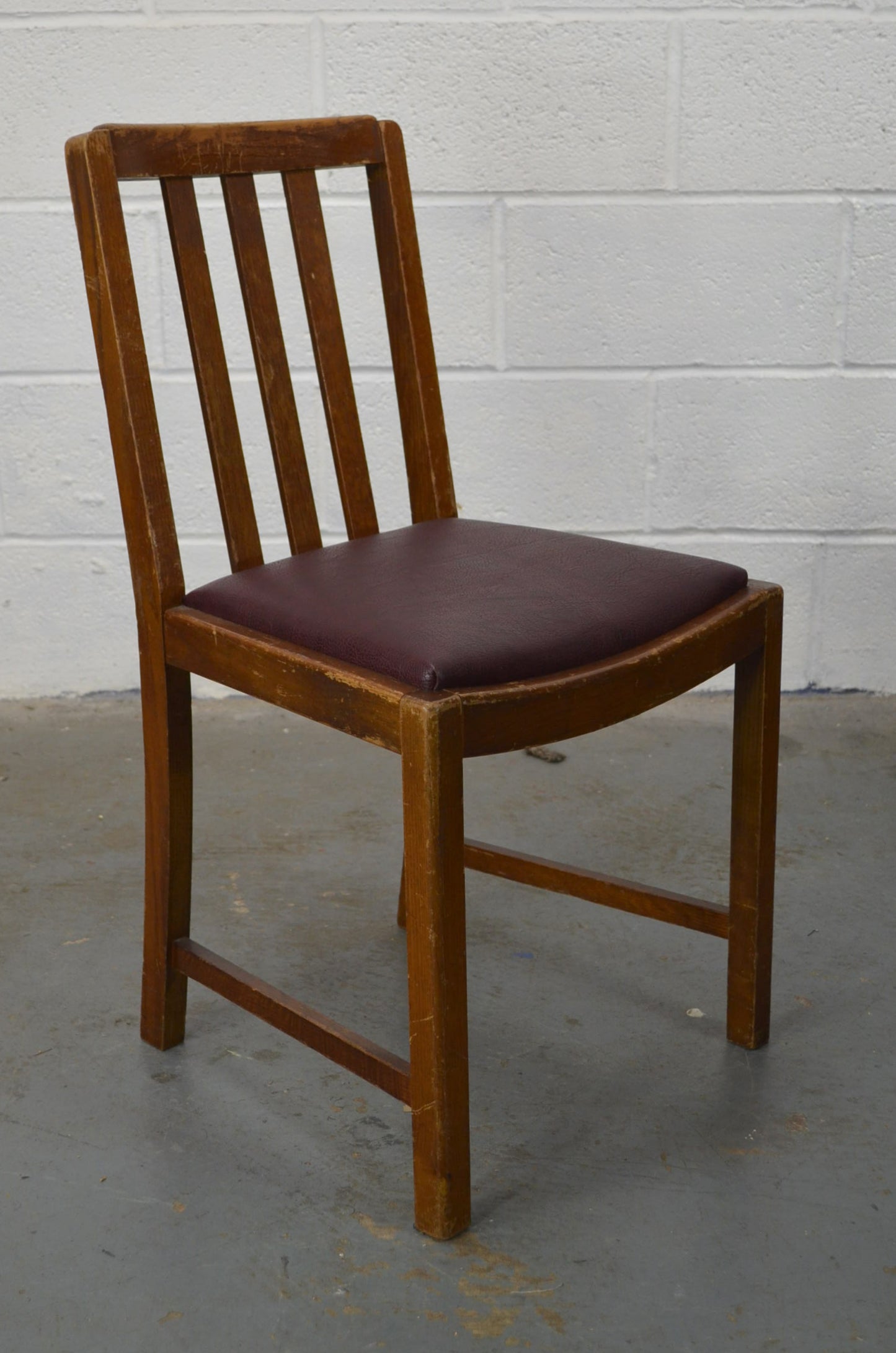 A Set Of Four Vintage Oak Dining Chairs (SAVE)