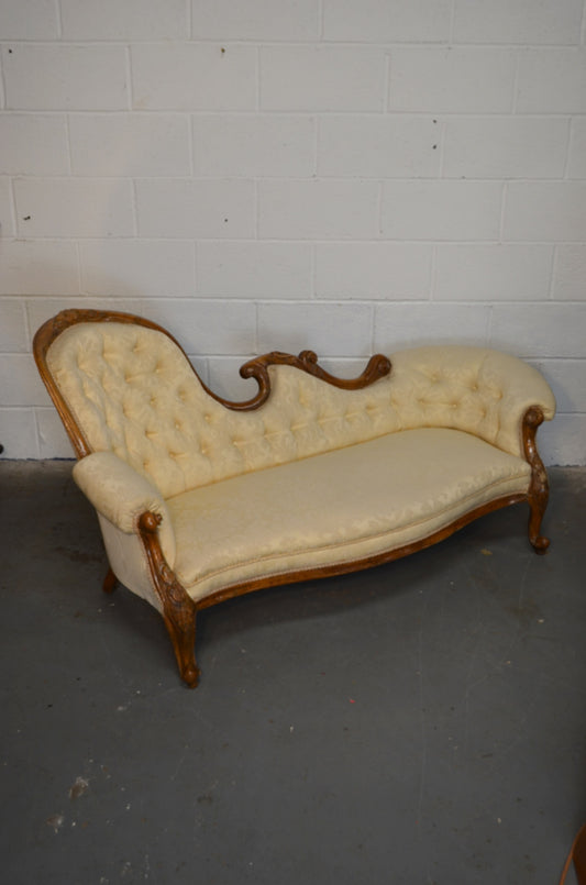 Victorian Walnut Chaise Longue - Cream Upholstery