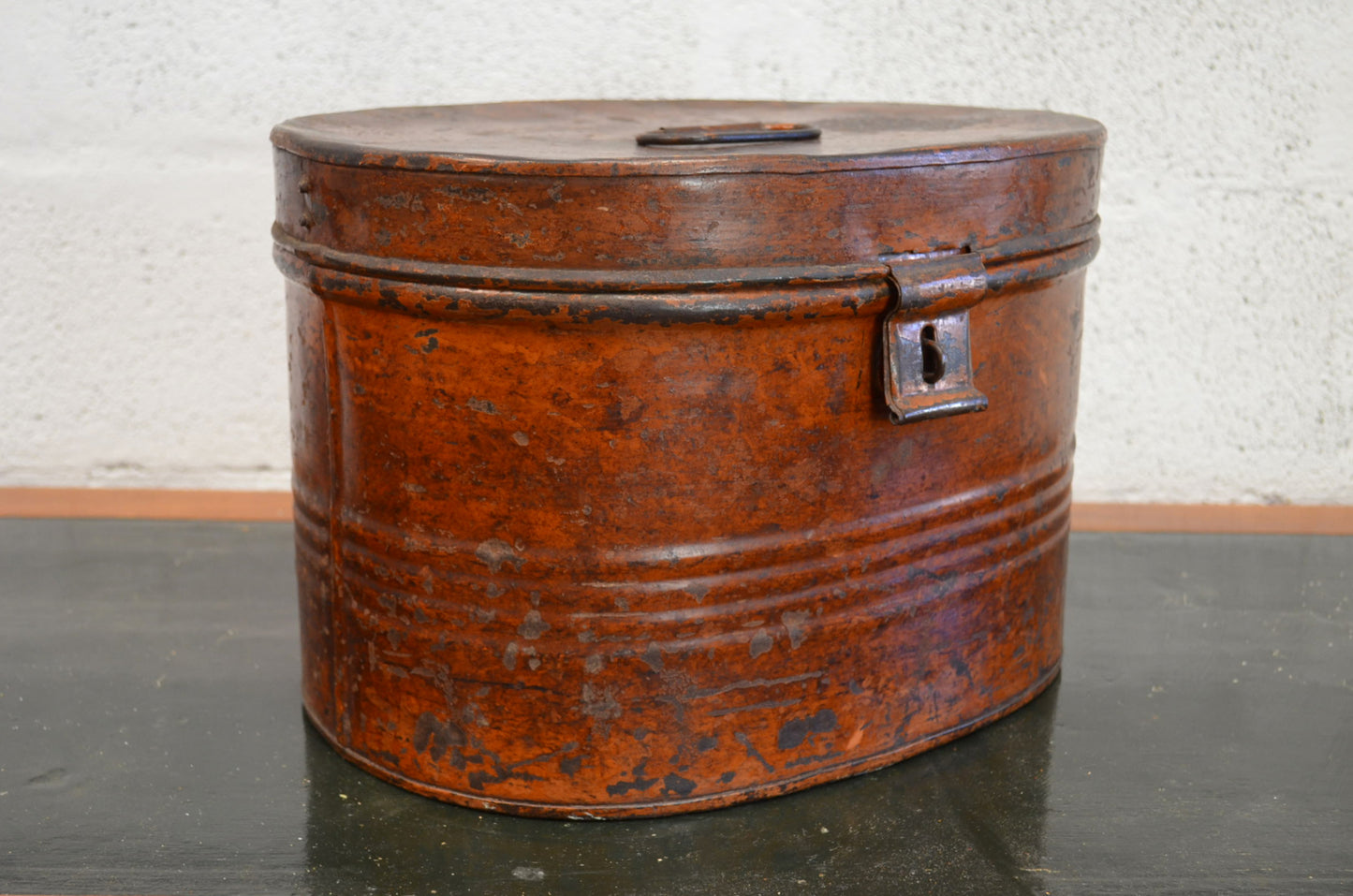 Early 20th Century Metal/Toleware Hat Box