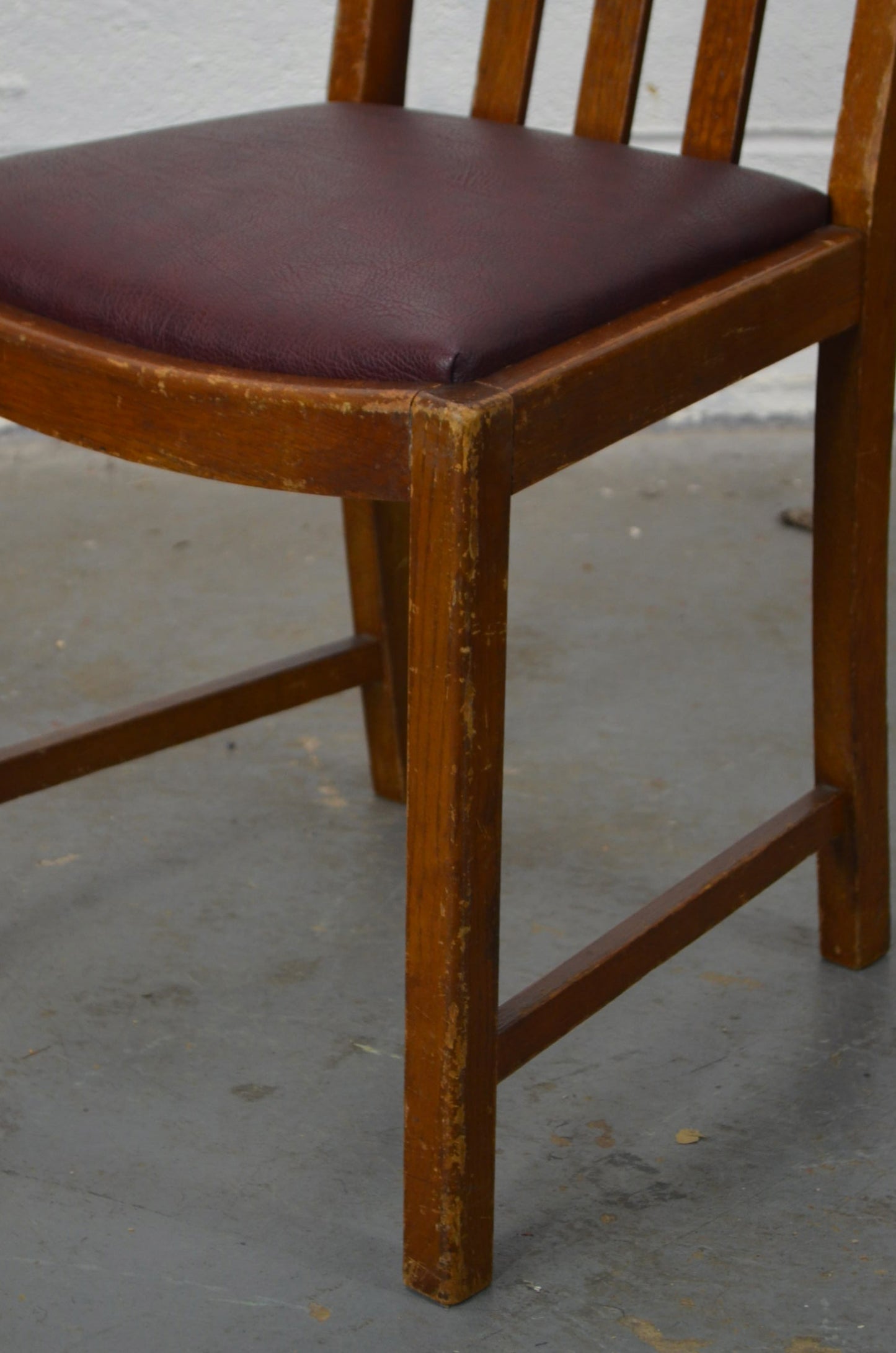 A Set Of Four Vintage Oak Dining Chairs (SAVE)