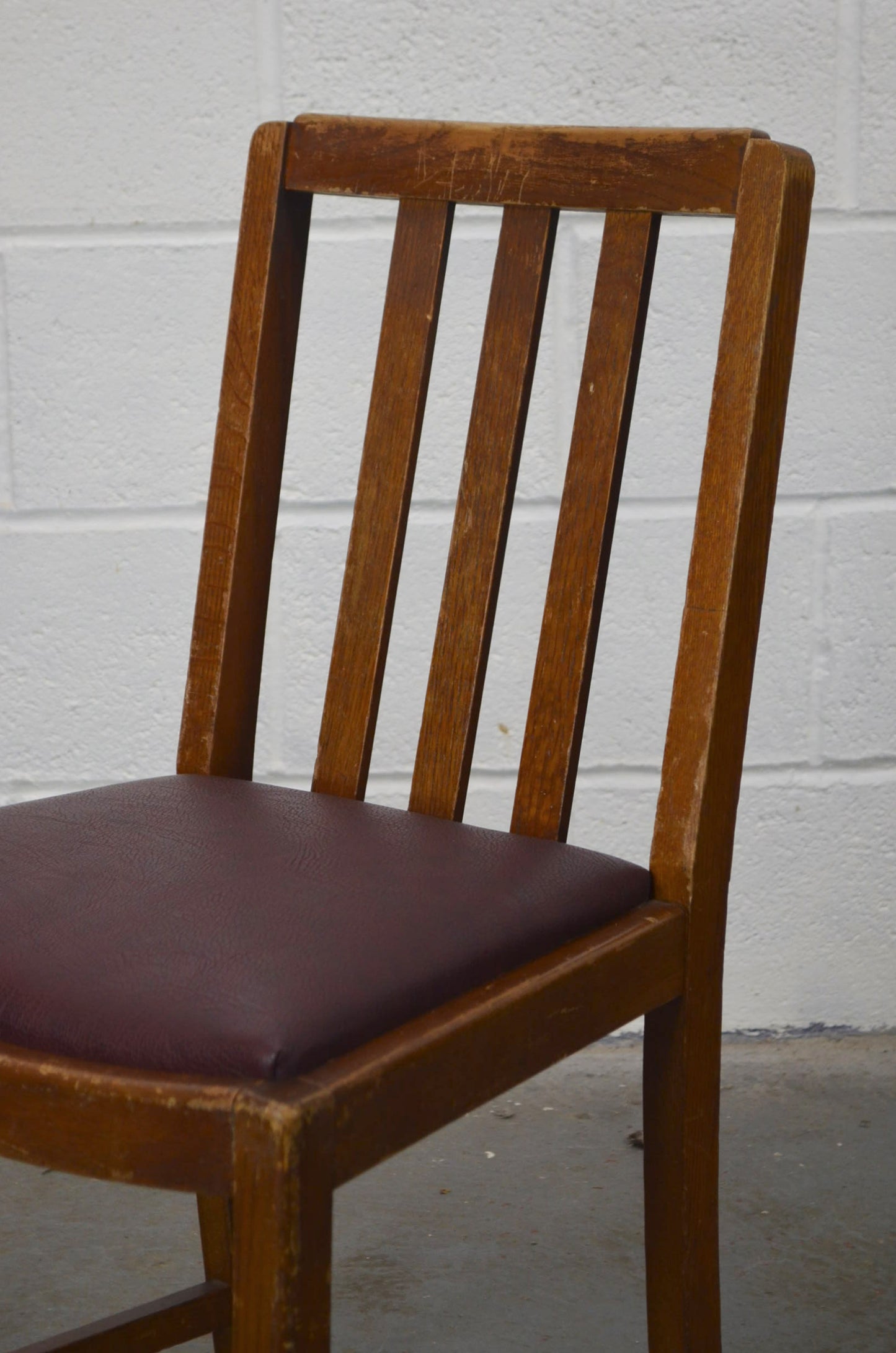 A Set Of Four Vintage Oak Dining Chairs (SAVE)