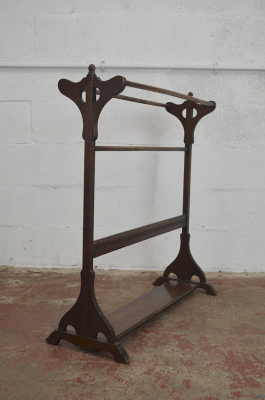 Edwardian Towel / Clothes Rail - Four Supports (large)