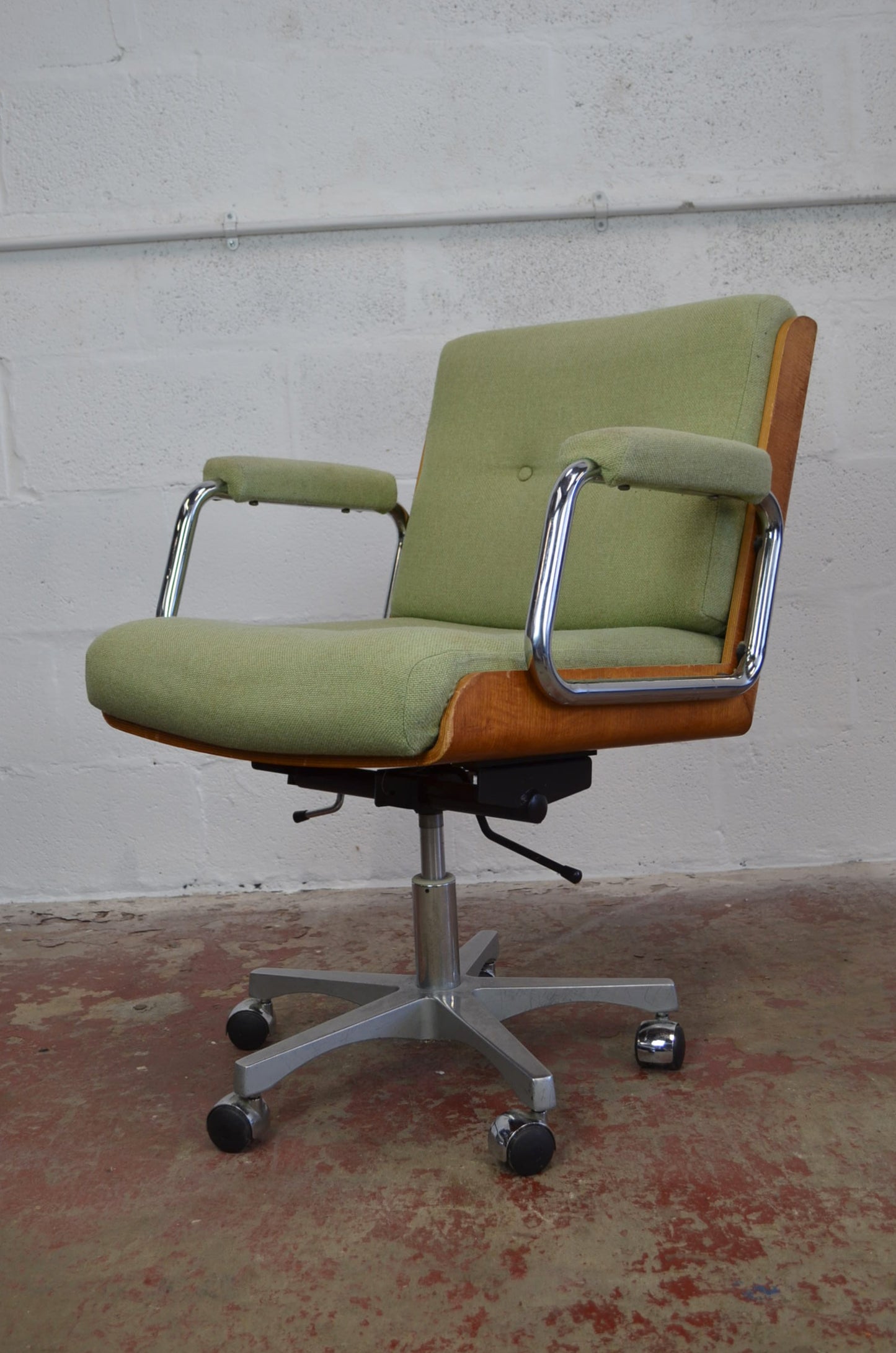 Vintage Giroflex Swivel Desk Chair